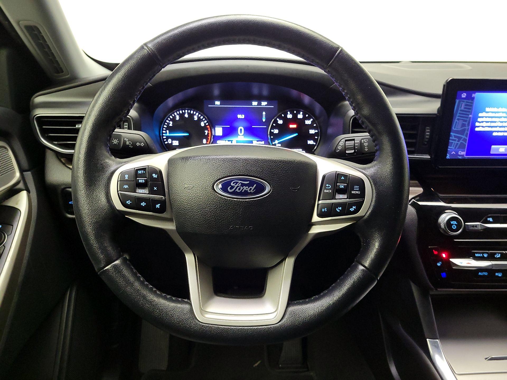 Thumbnail: 2023 Ford Explorer - 10