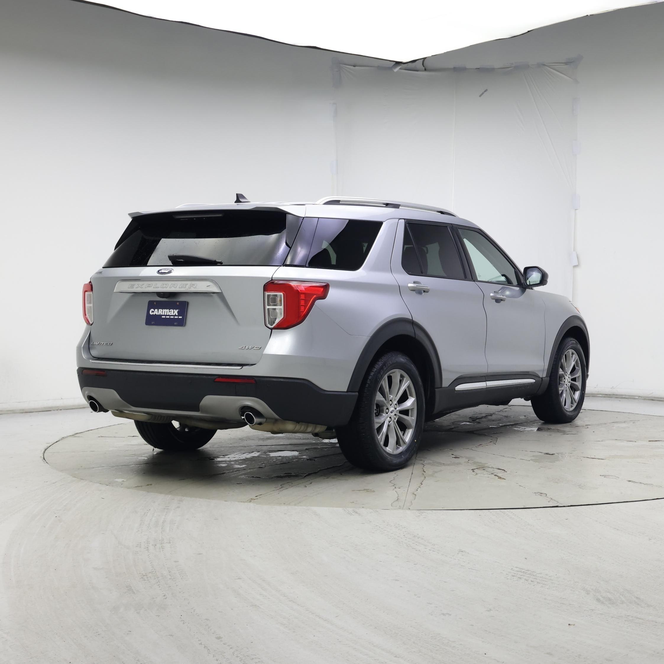 Thumbnail: 2023 Ford Explorer - 8