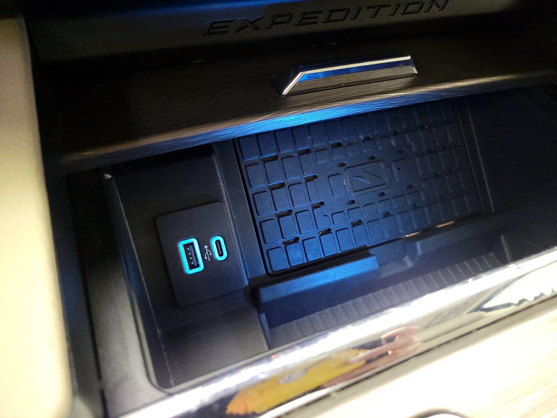 Thumbnail: 2024 Ford Expedition MAX - 19