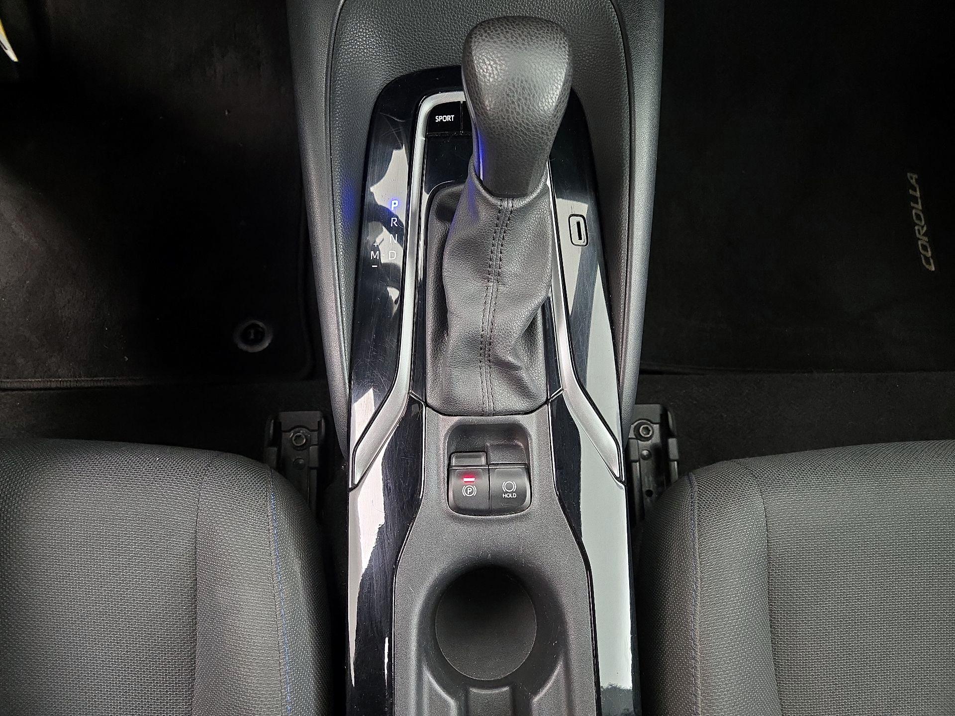 Thumbnail: 2021 Toyota Corolla - 17