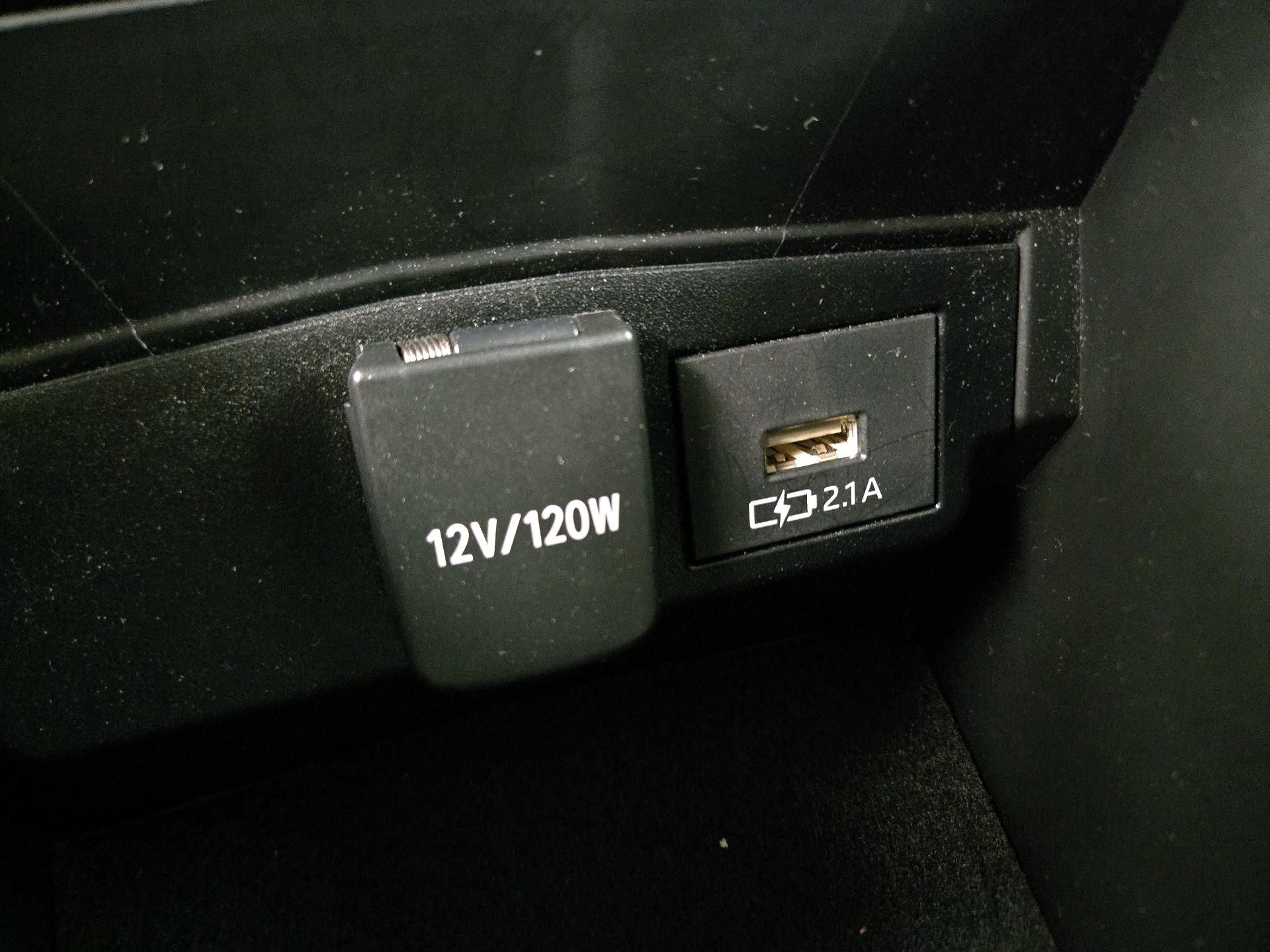 Thumbnail: 2021 Toyota Corolla - 18