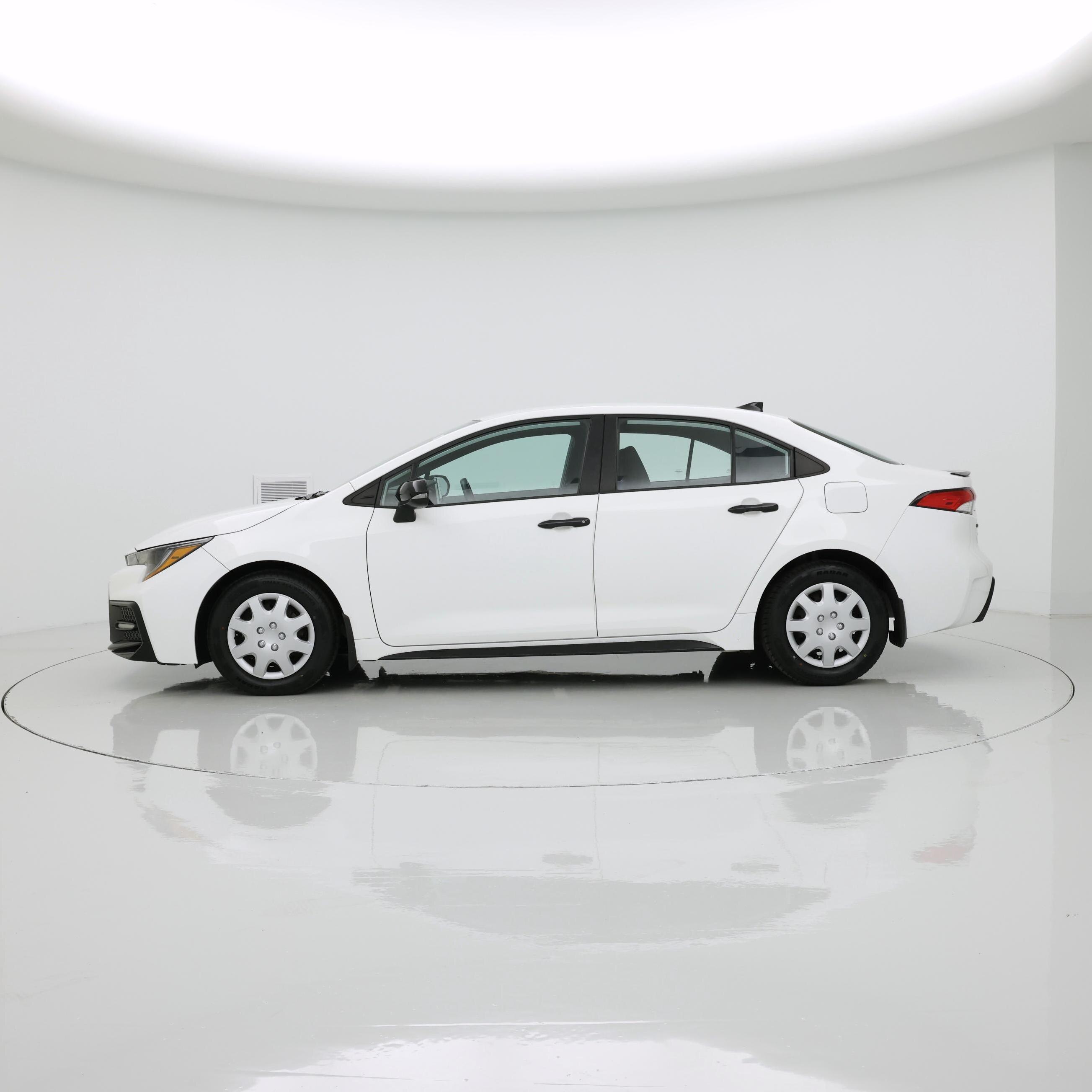 Thumbnail: 2021 Toyota Corolla - 3