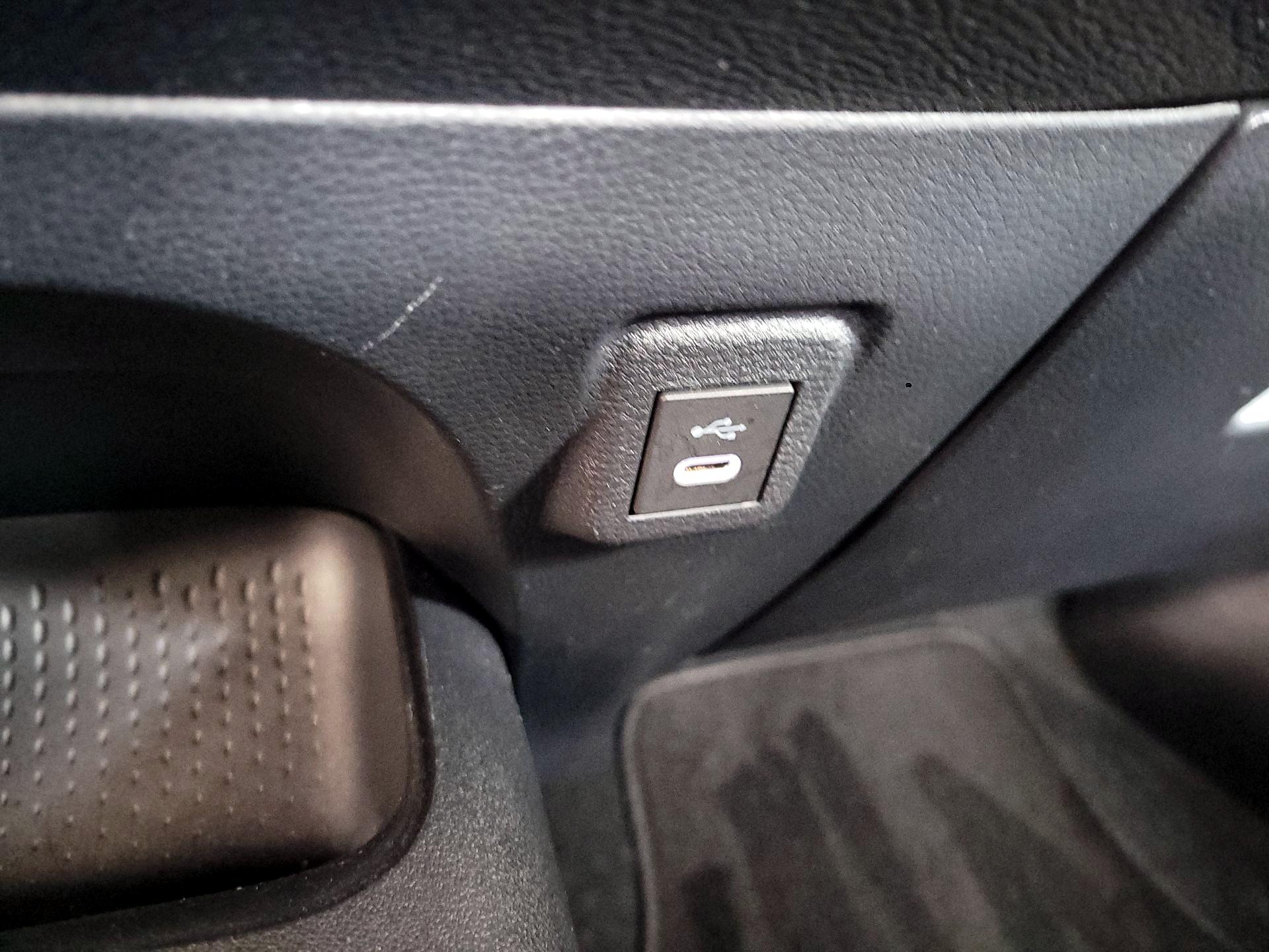 Thumbnail: 2024 Toyota Corolla - 18