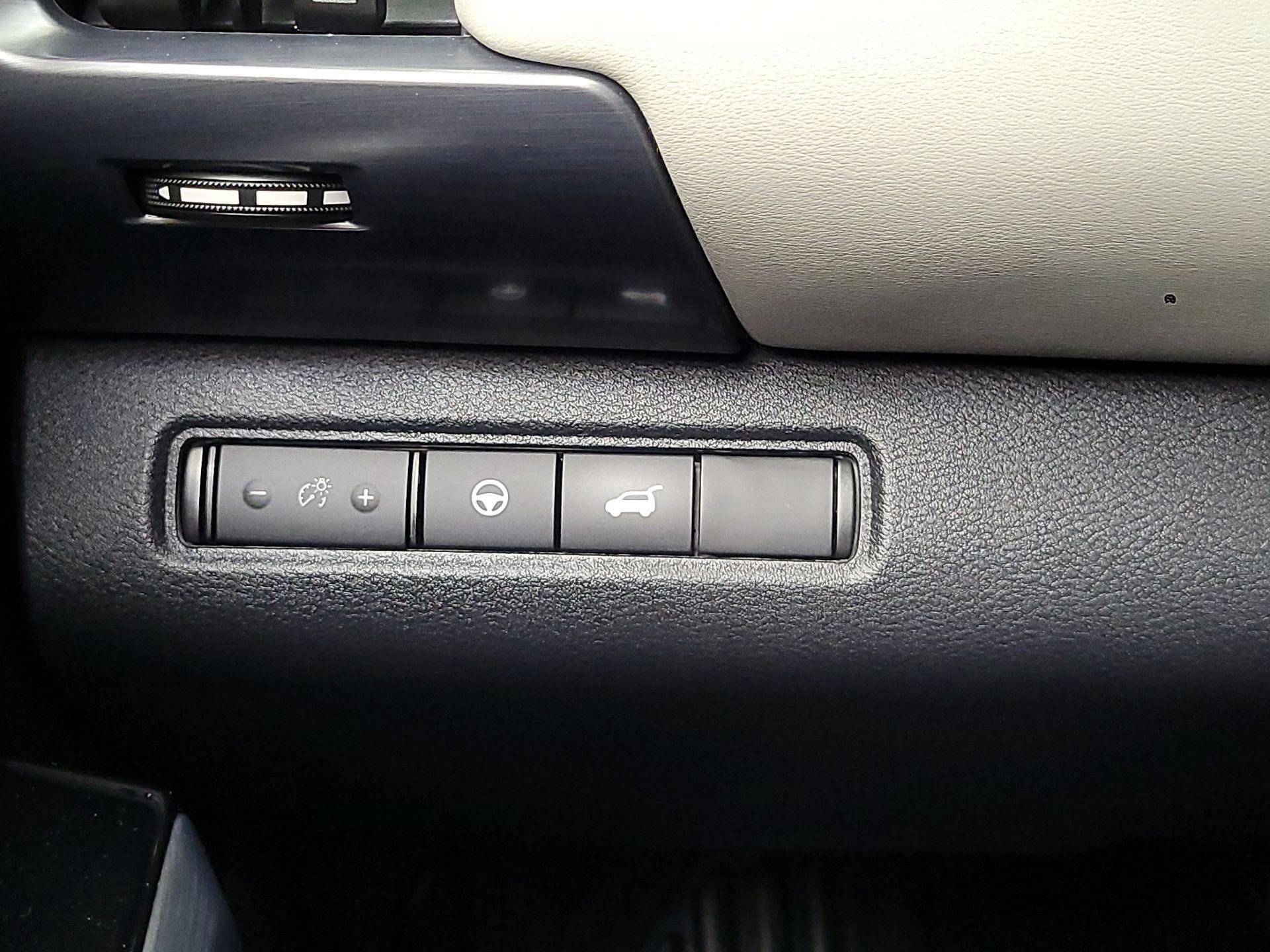 Thumbnail: 2023 Nissan Pathfinder - 13