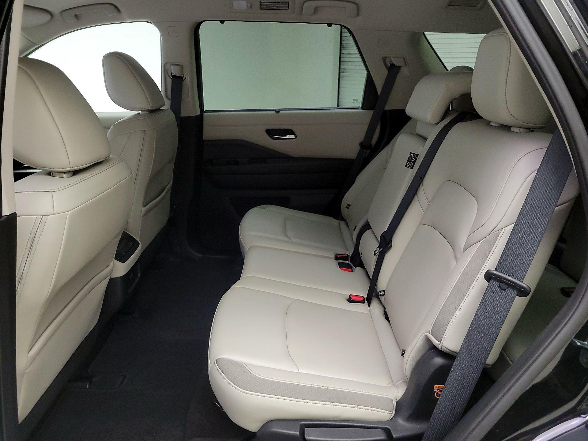 Thumbnail: 2023 Nissan Pathfinder - 20