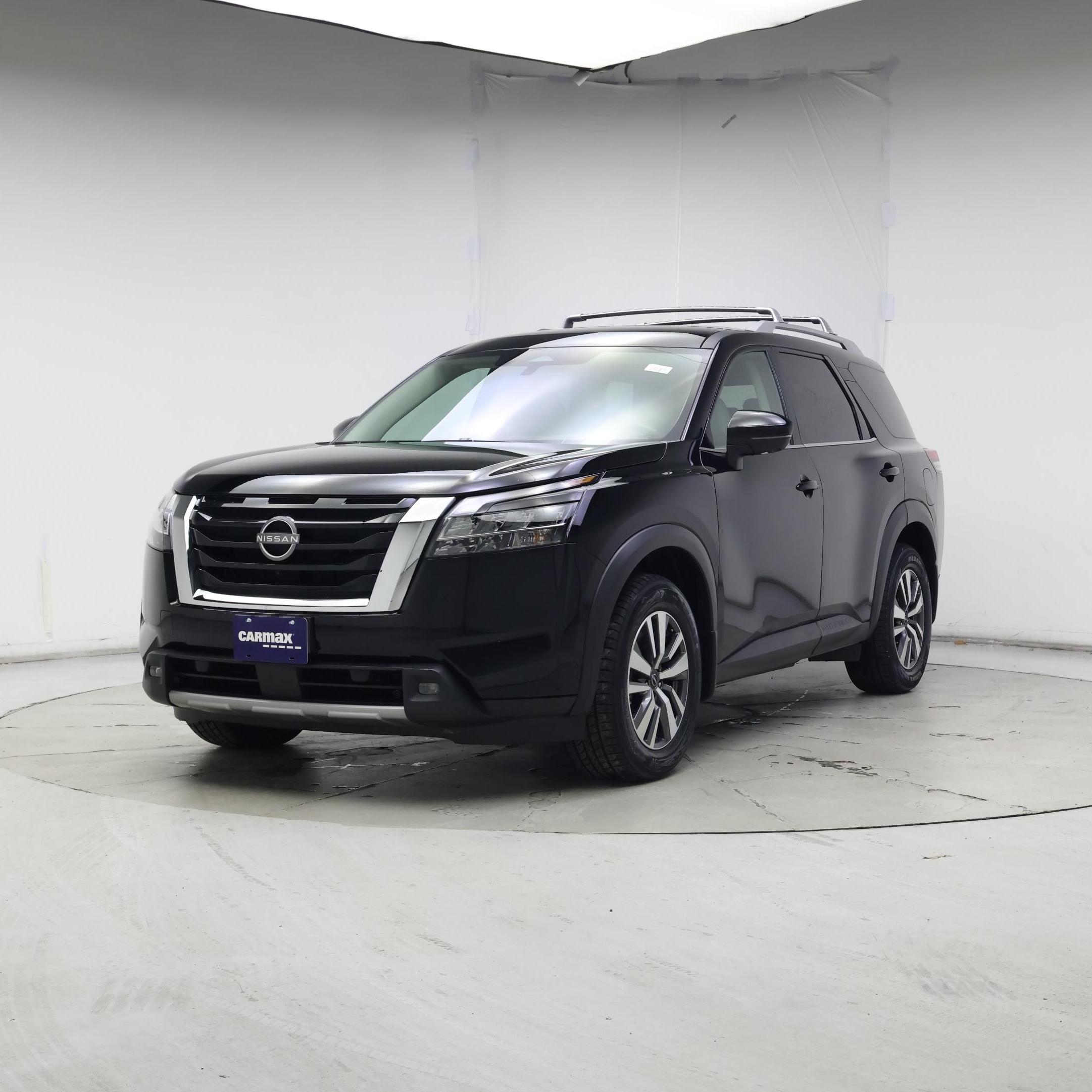 Thumbnail: 2023 Nissan Pathfinder - 4