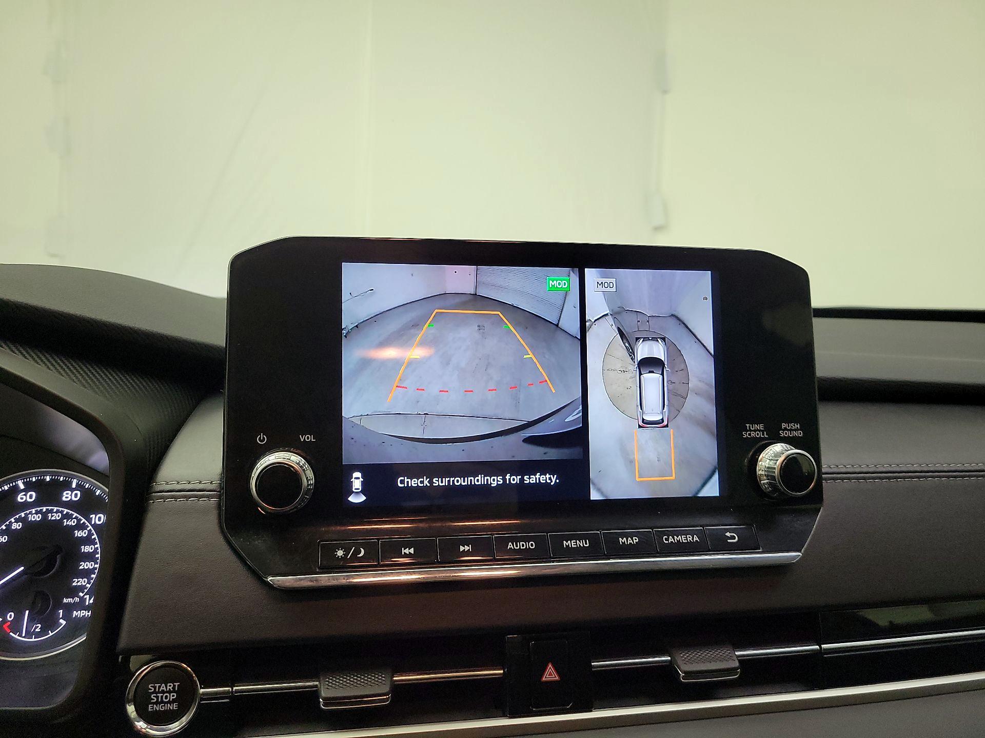 Thumbnail: 2024 Mitsubishi Outlander - 14