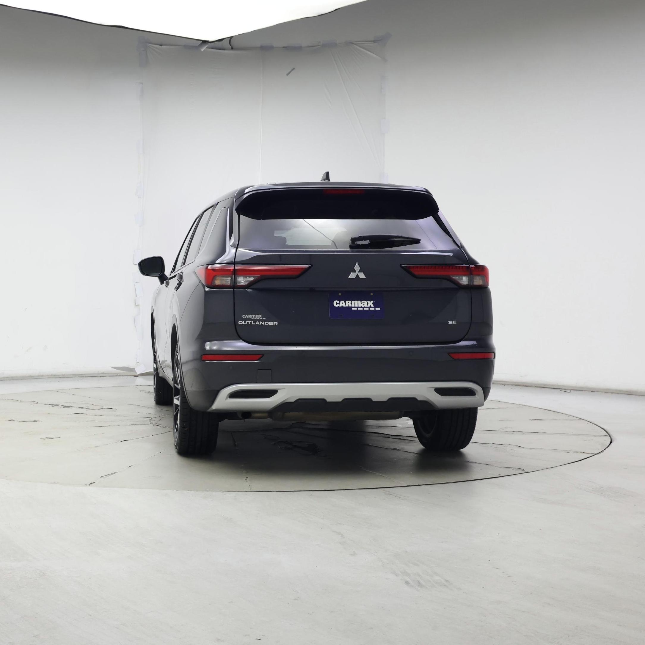 Thumbnail: 2024 Mitsubishi Outlander - 6