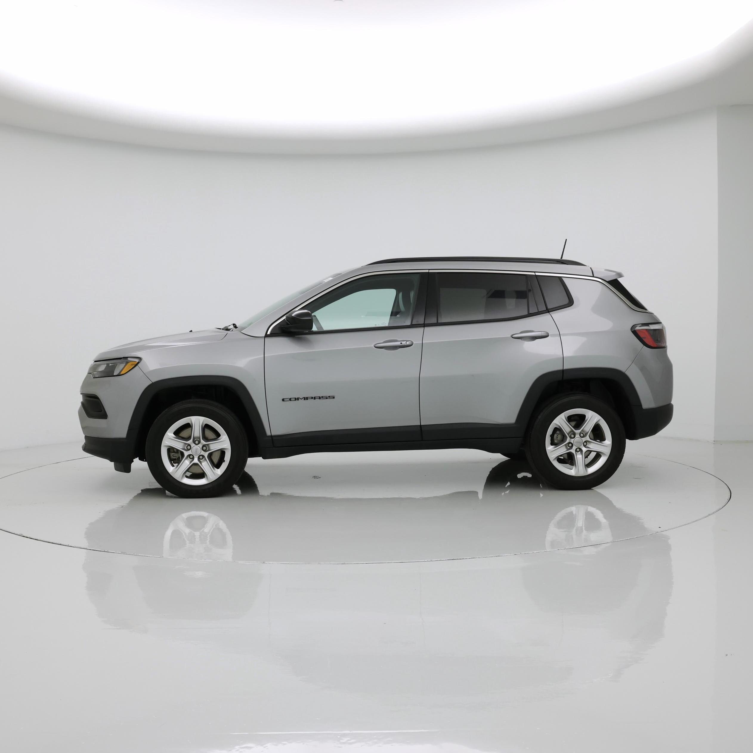 Thumbnail: 2023 Jeep Compass - 3