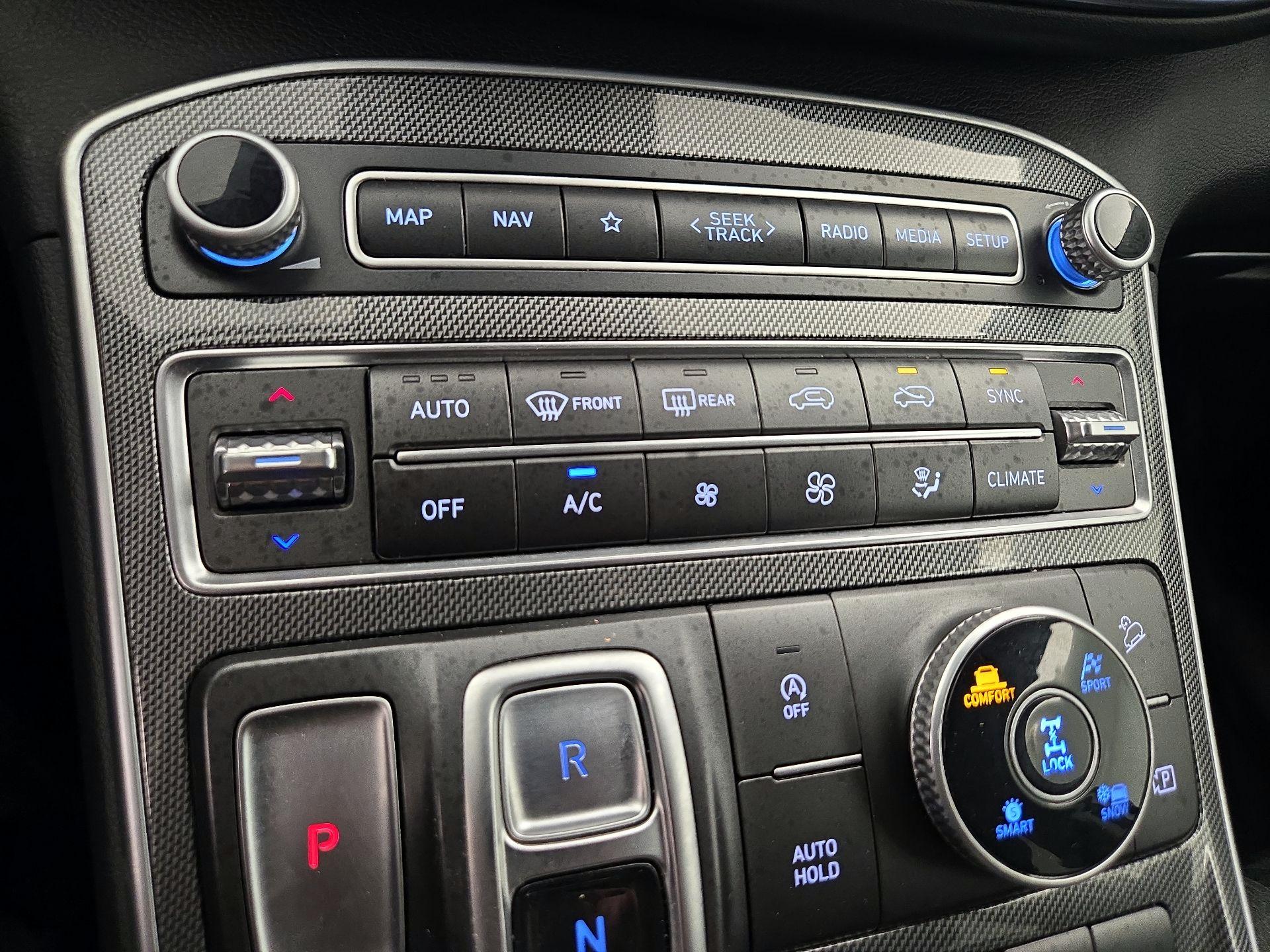 Thumbnail: 2023 Hyundai Santa Fe - 17