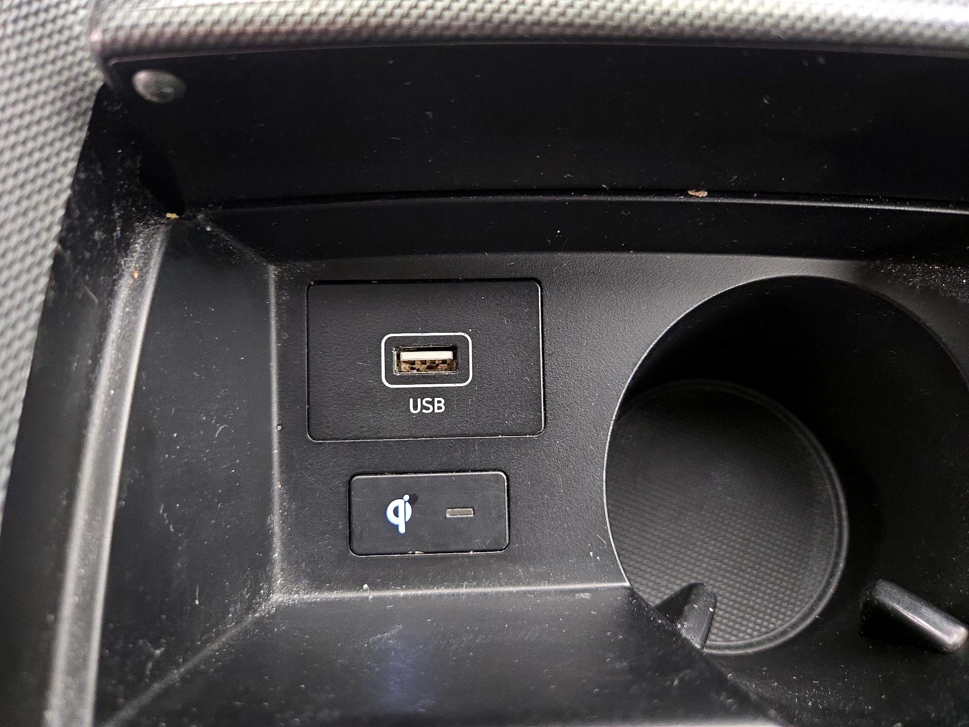 Thumbnail: 2023 Hyundai Santa Fe - 19