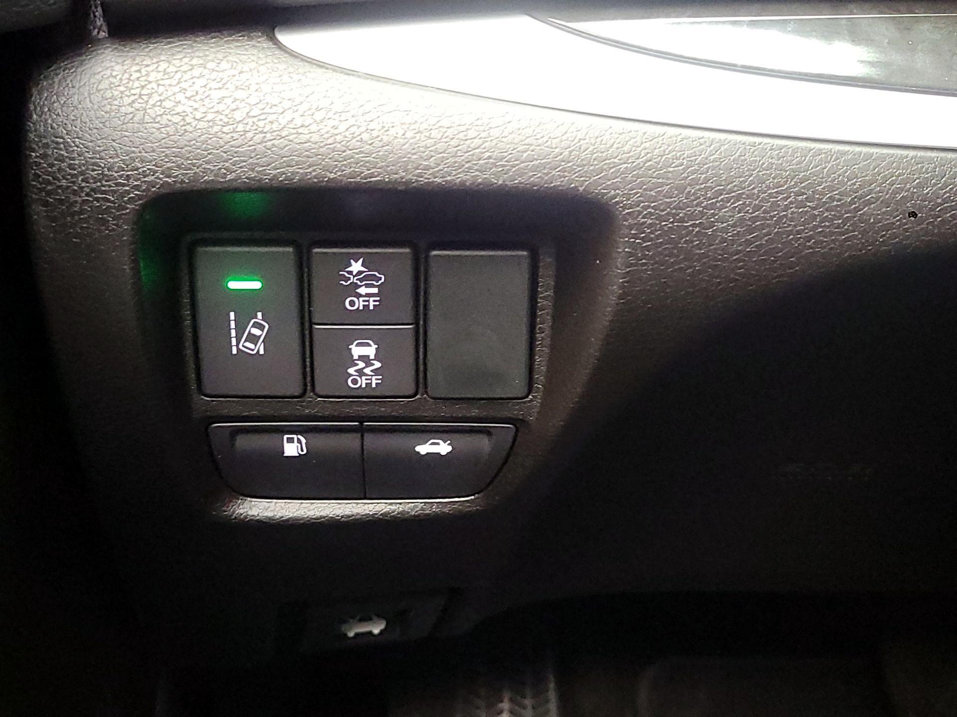 Thumbnail: 2020 Acura TLX - 13