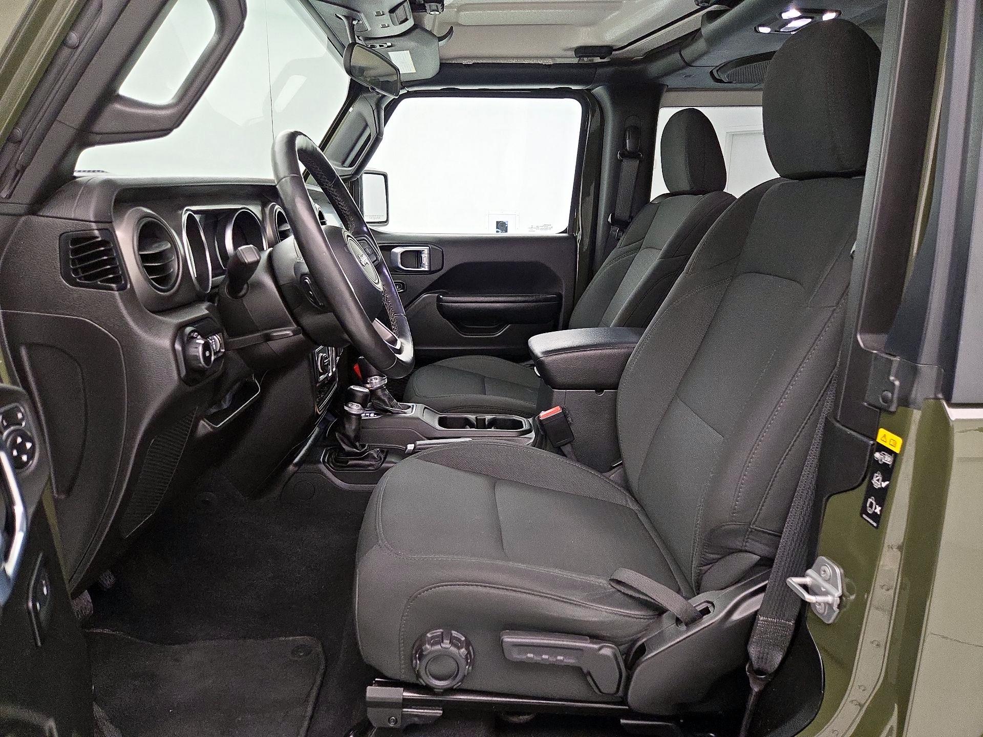 Thumbnail: 2021 Jeep Wrangler - 11