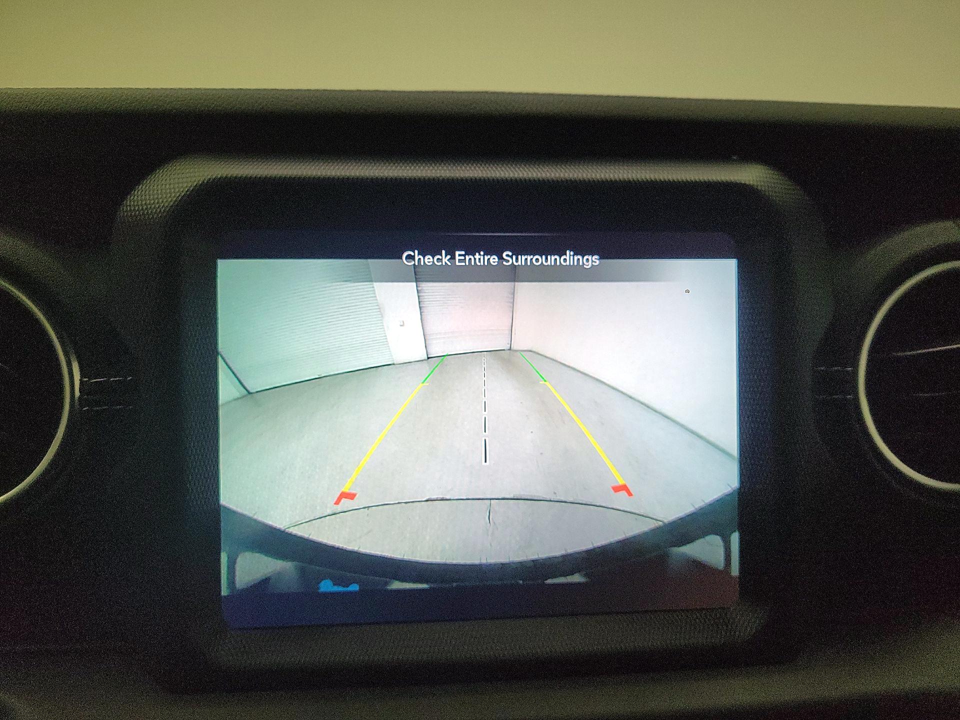 Thumbnail: 2022 Jeep Wrangler - 15