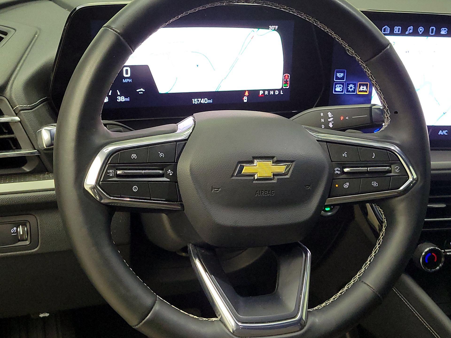 Thumbnail: 2025 Chevrolet Traverse - 10