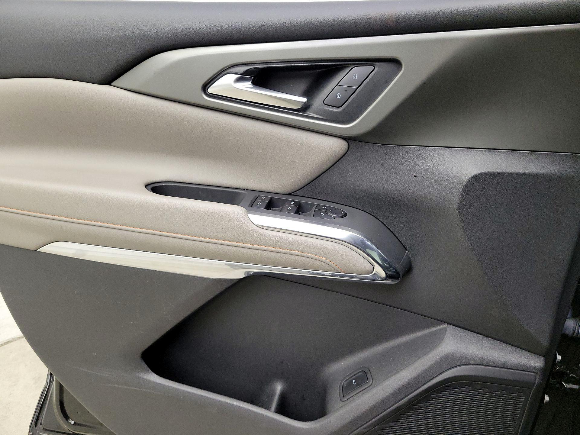 Thumbnail: 2025 Chevrolet Traverse - 12