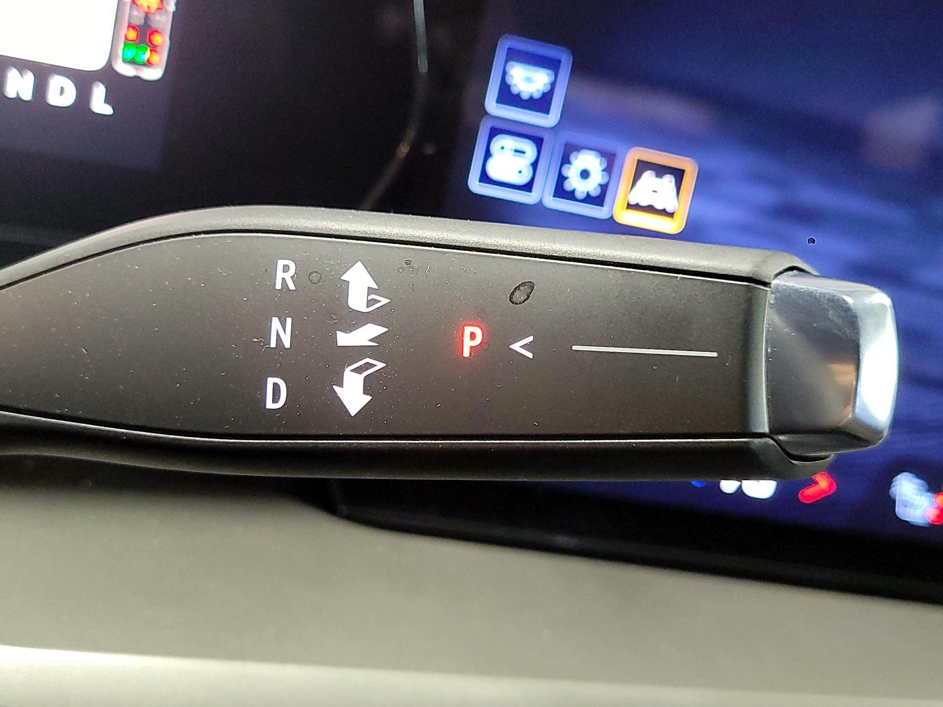 Thumbnail: 2025 Chevrolet Traverse - 18