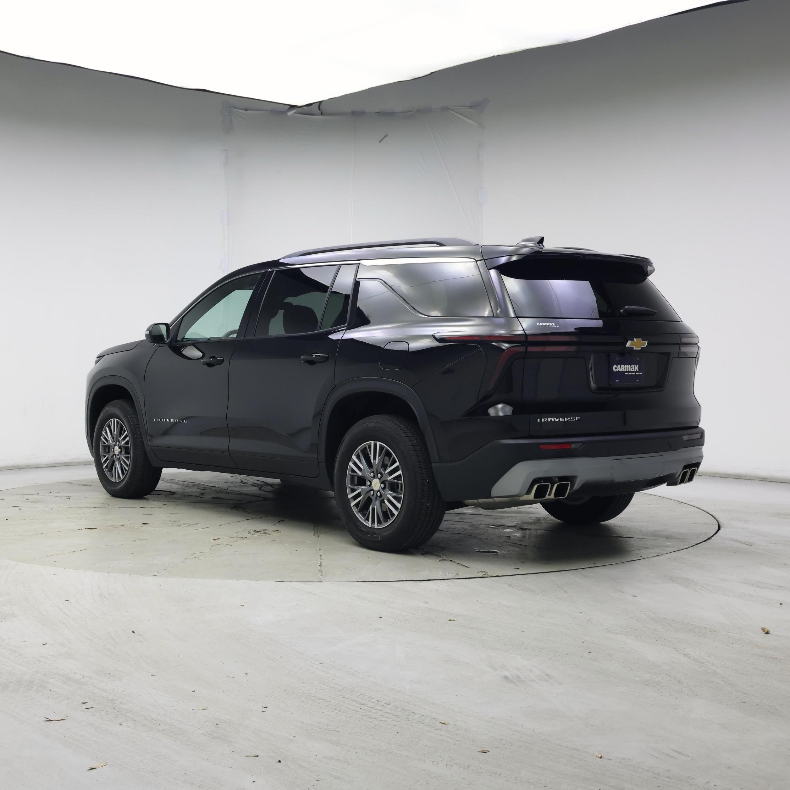 Thumbnail: 2025 Chevrolet Traverse - 2