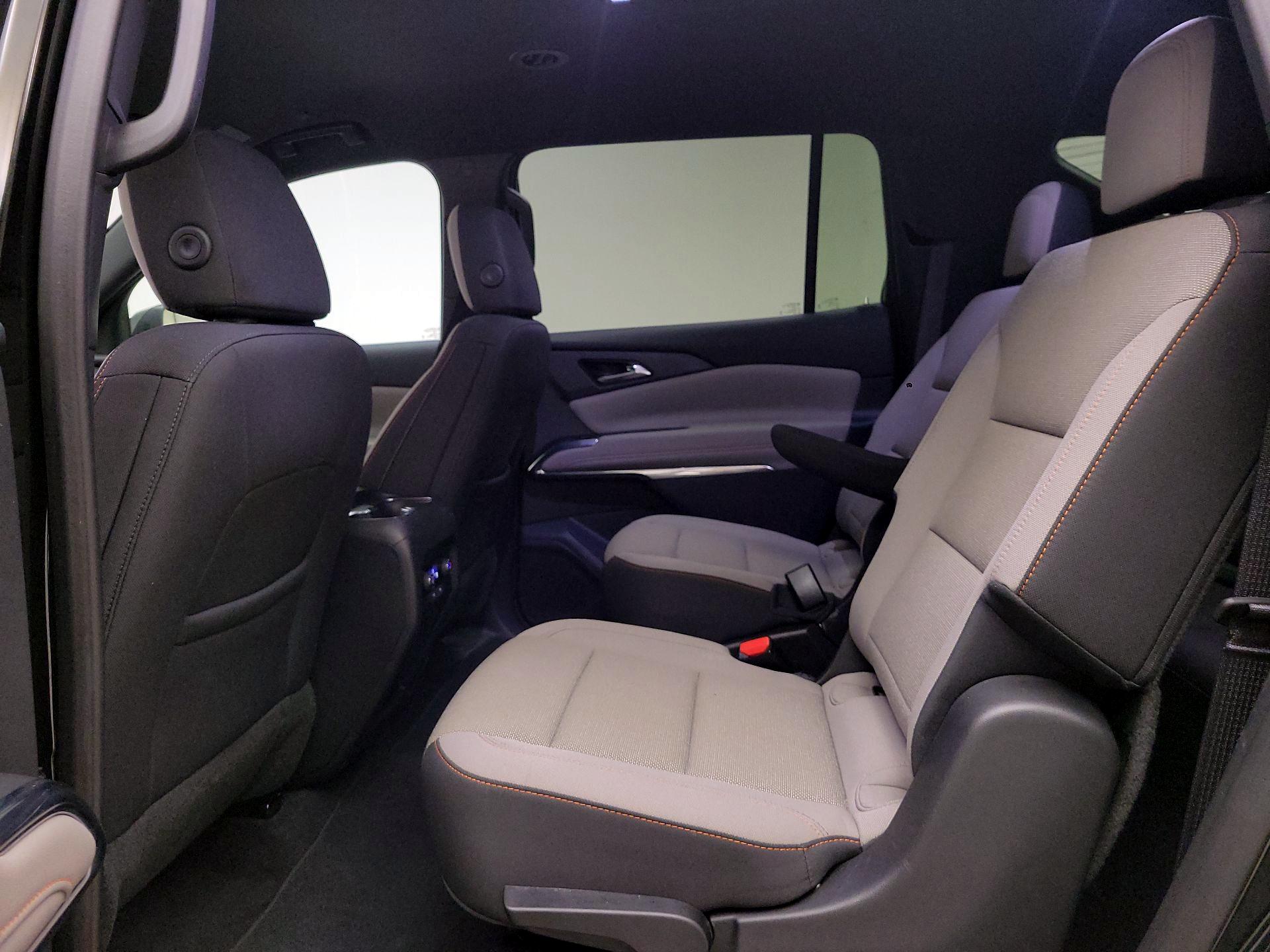 Thumbnail: 2025 Chevrolet Traverse - 20