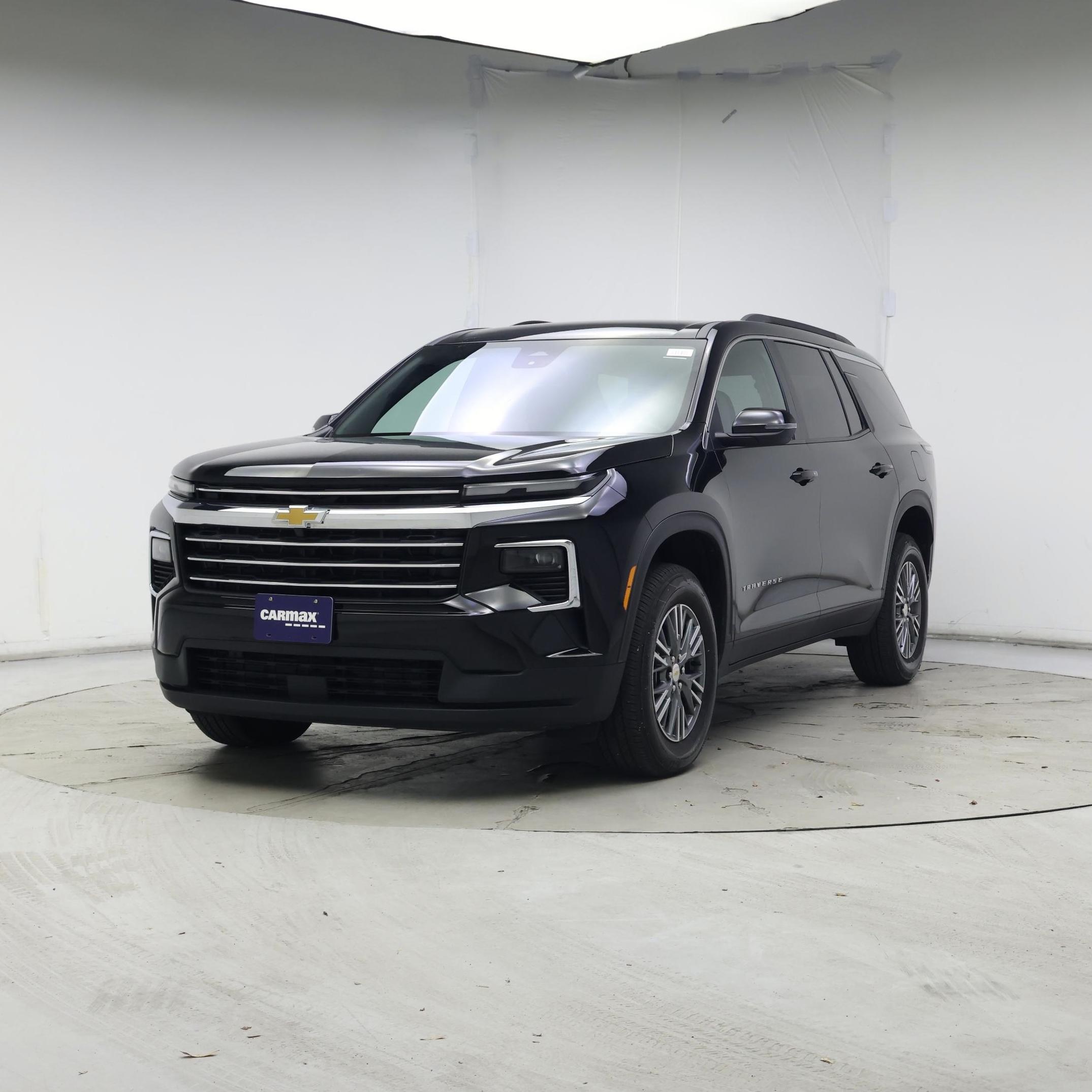 Thumbnail: 2025 Chevrolet Traverse - 4