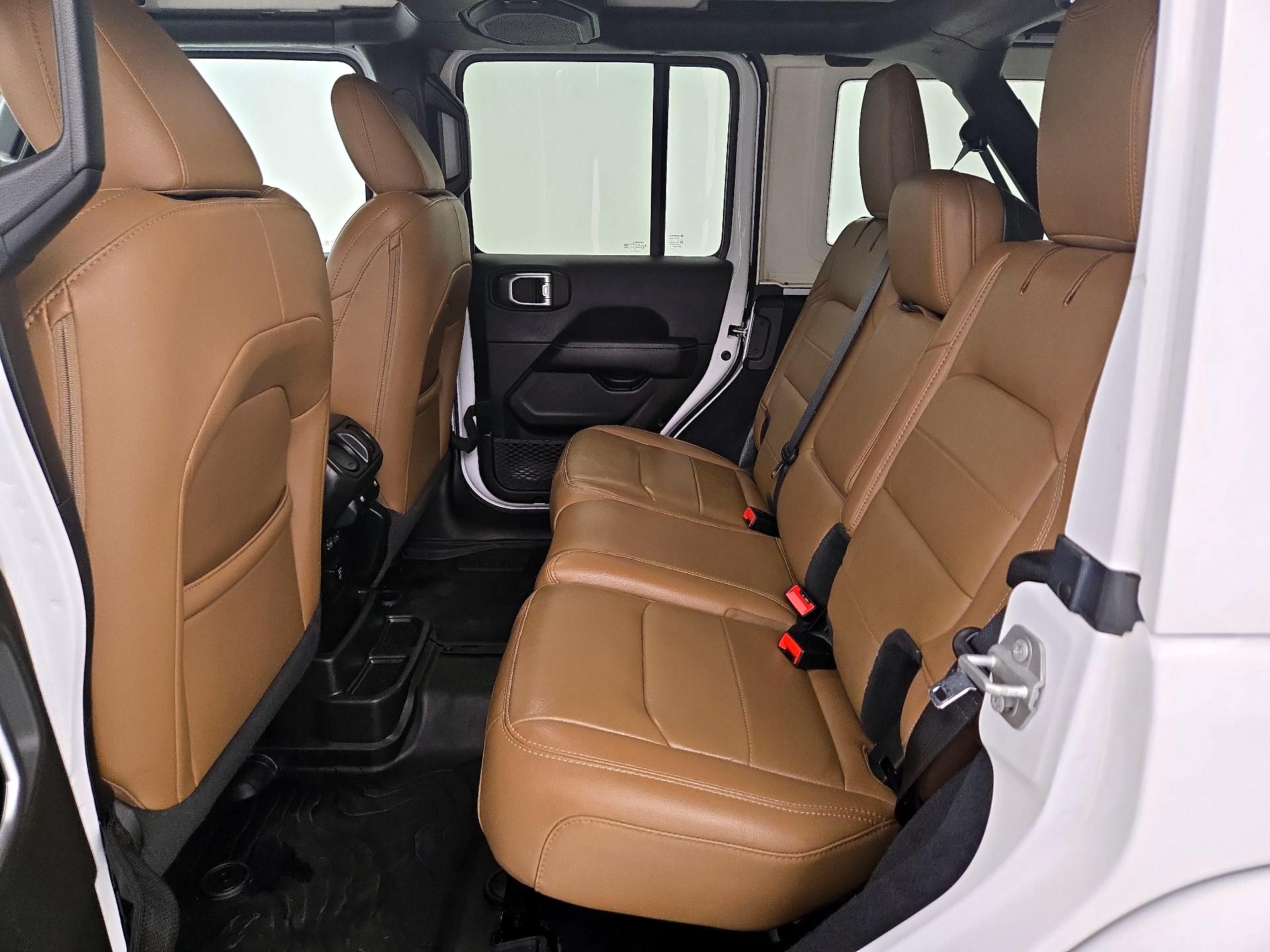 Thumbnail: 2022 Jeep Wrangler - 20