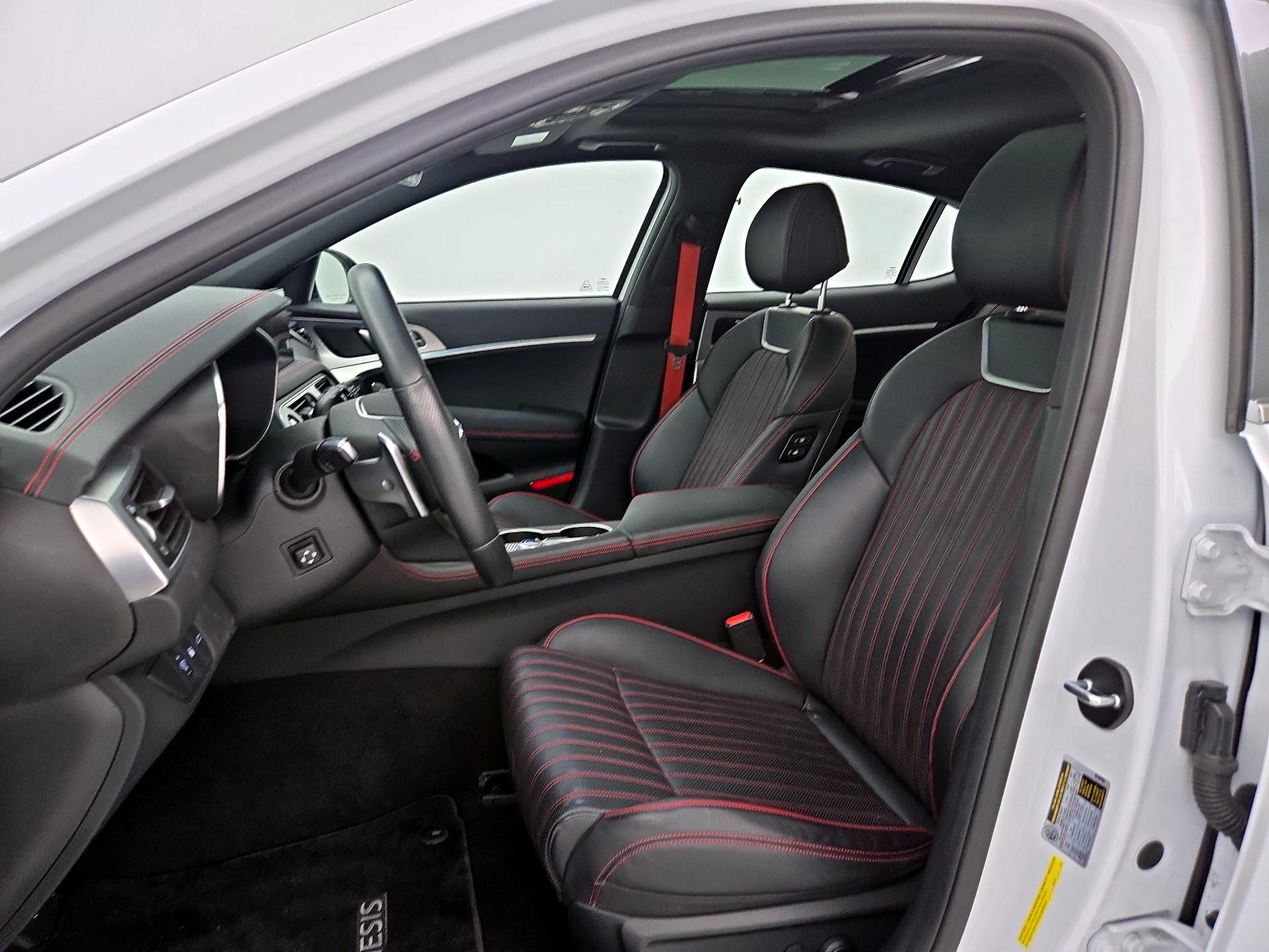 Thumbnail: 2023 Genesis G70 - 11