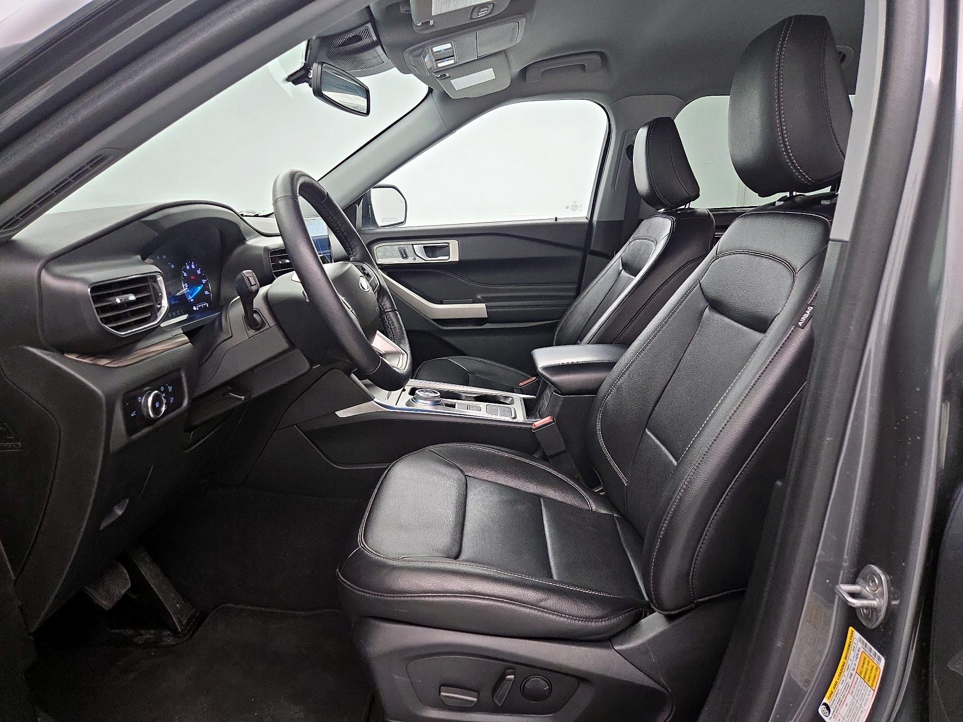 Thumbnail: 2023 Ford Explorer - 11