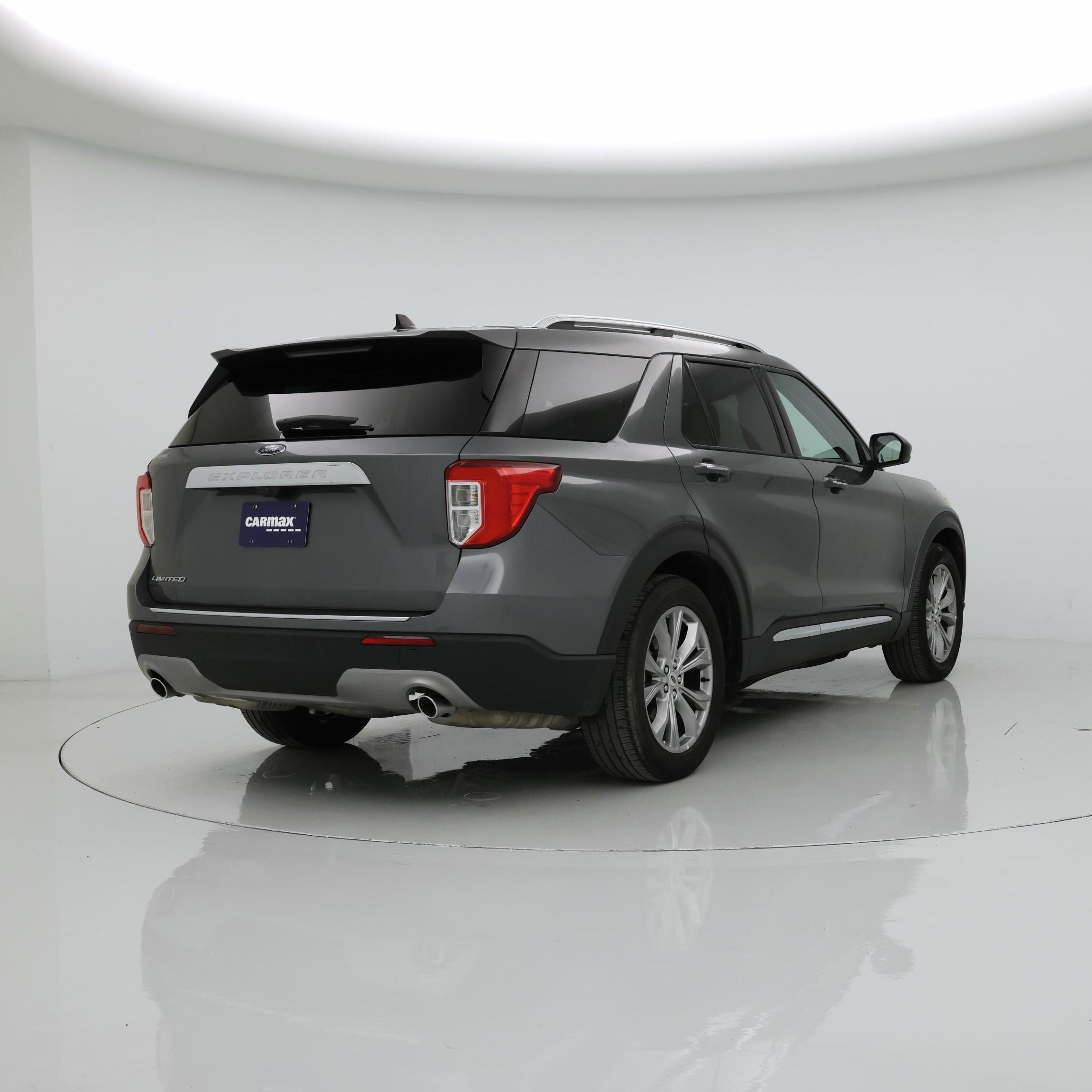 Thumbnail: 2023 Ford Explorer - 8