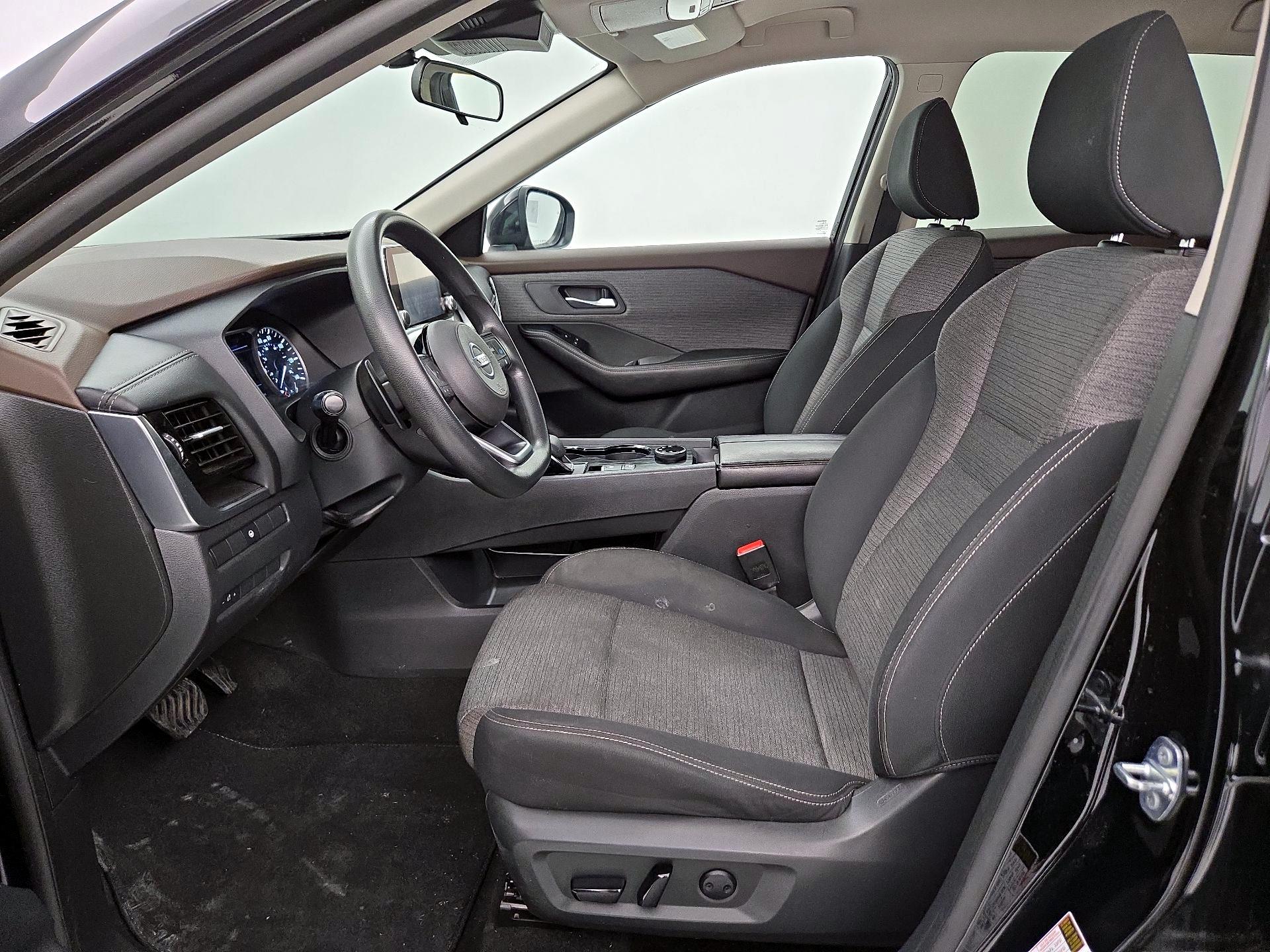 Thumbnail: 2021 Nissan Rogue - 11