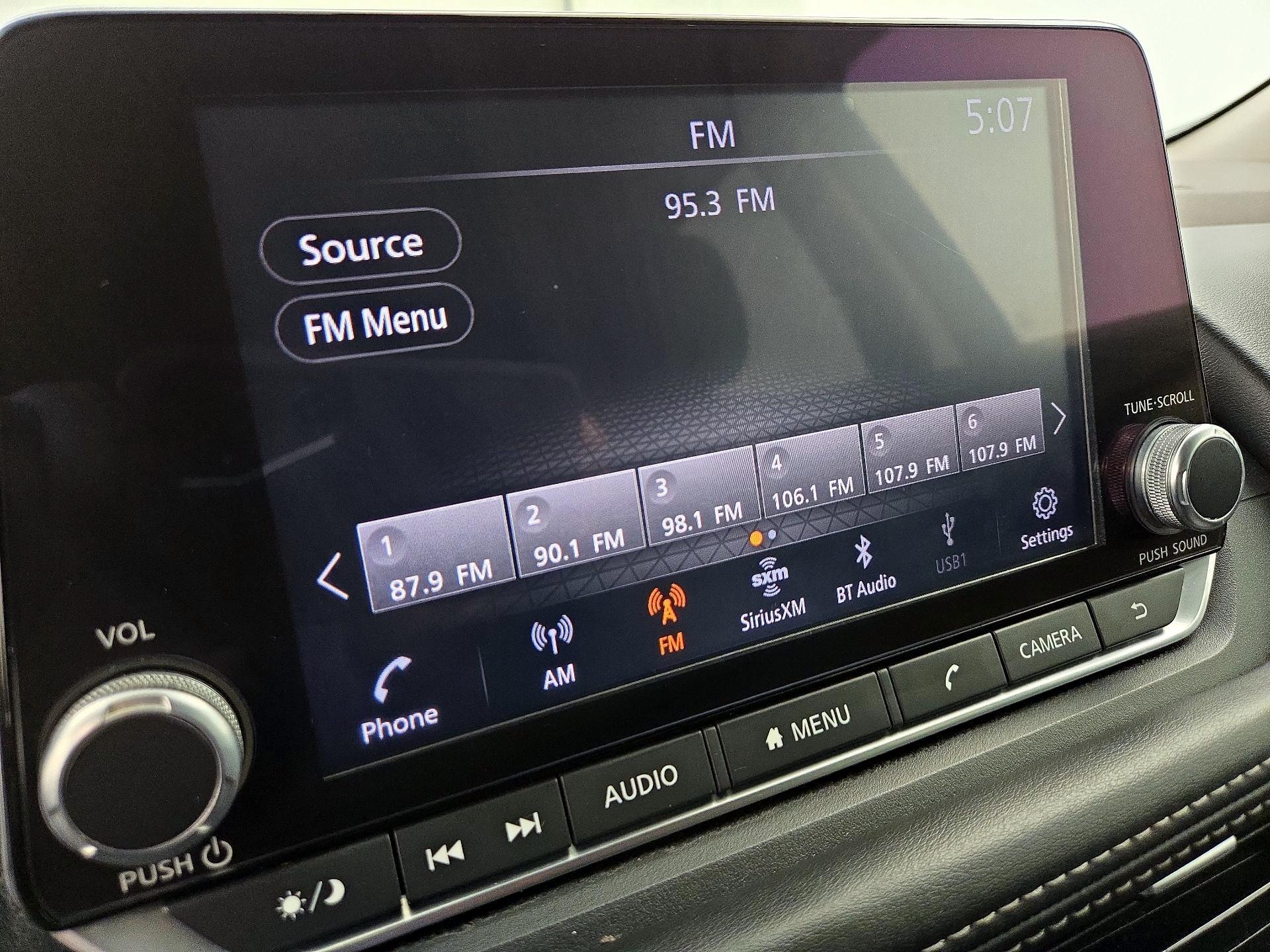 Thumbnail: 2021 Nissan Rogue - 15