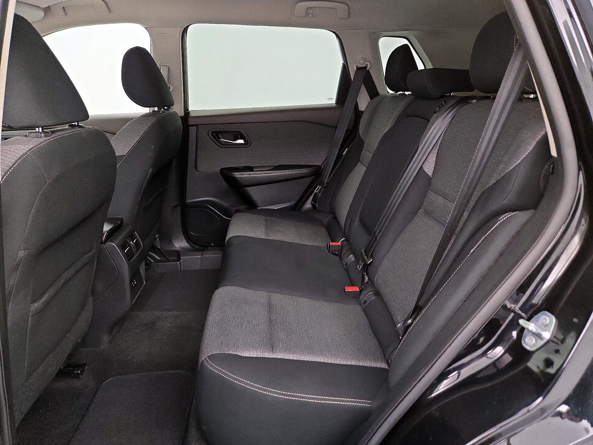 Thumbnail: 2021 Nissan Rogue - 19