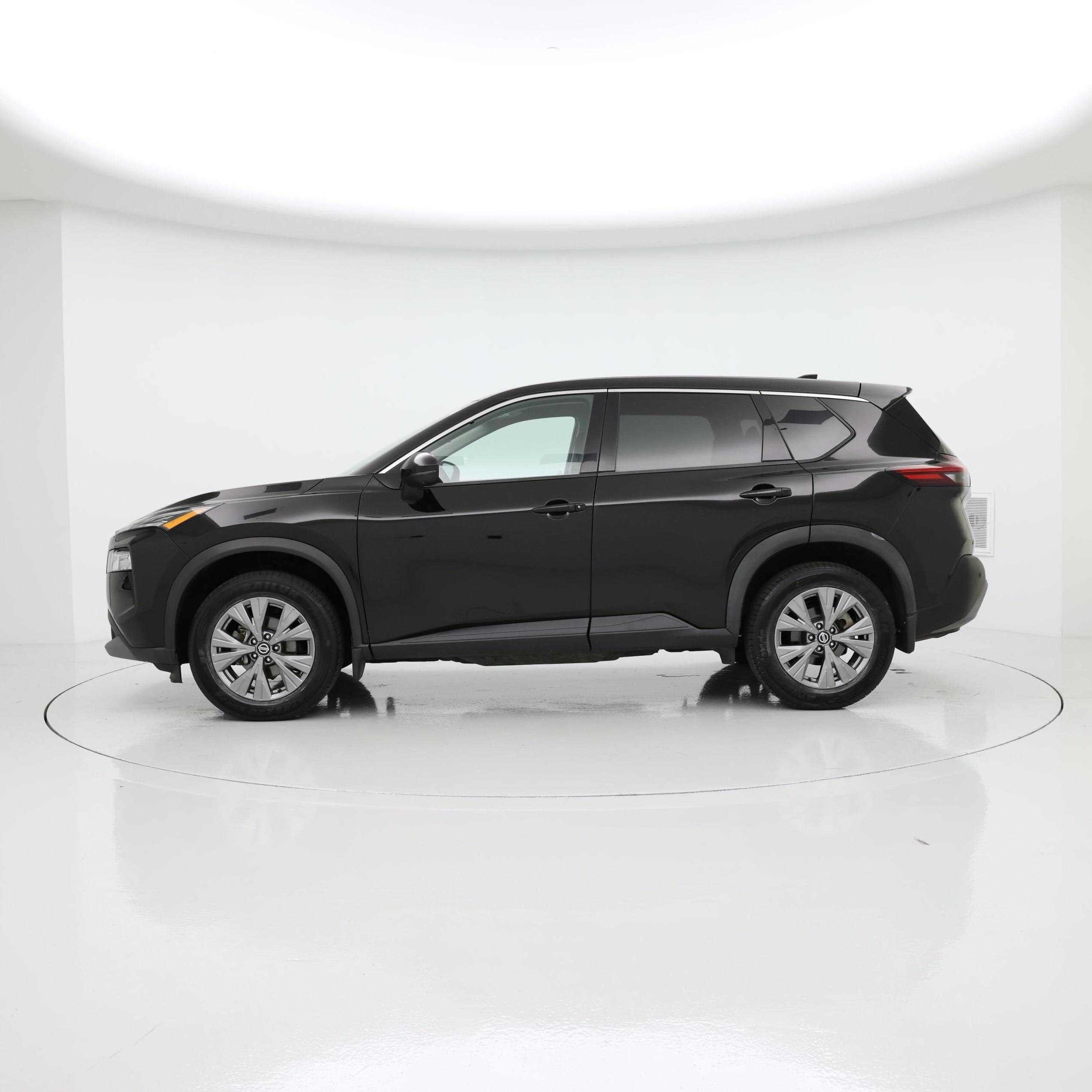 Thumbnail: 2021 Nissan Rogue - 3