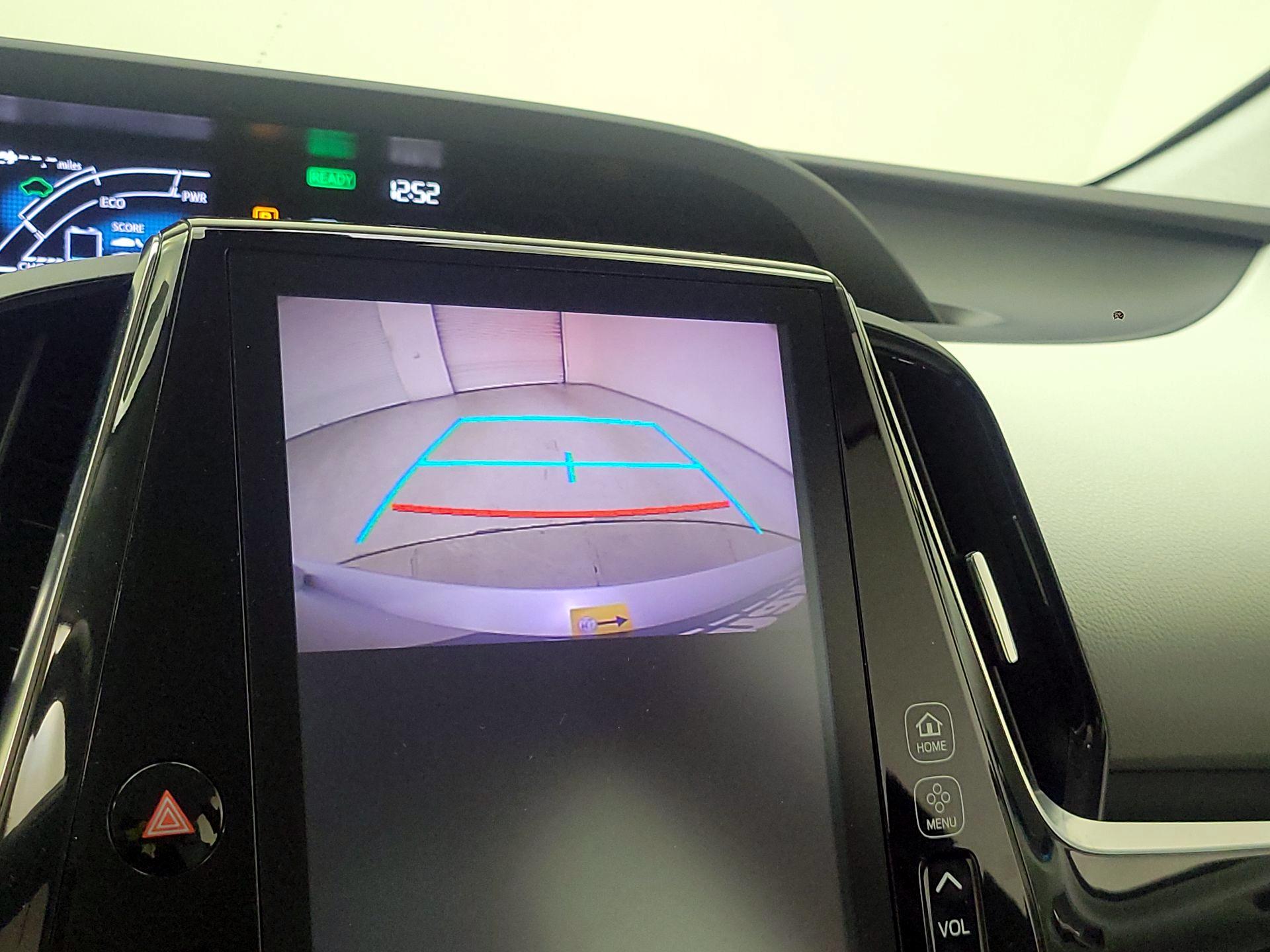 Thumbnail: 2017 Toyota Prius Prime - 15