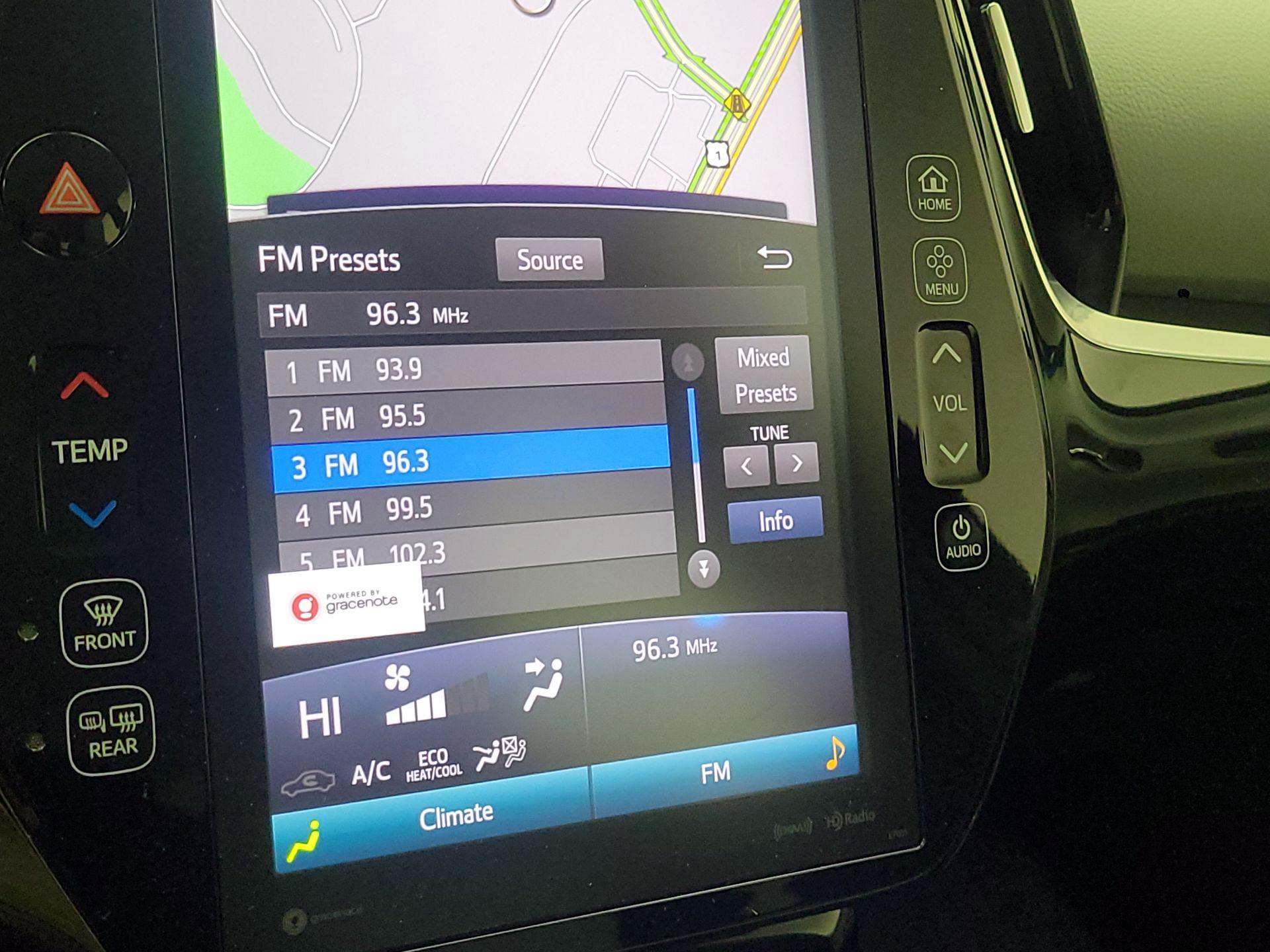 Thumbnail: 2017 Toyota Prius Prime - 16