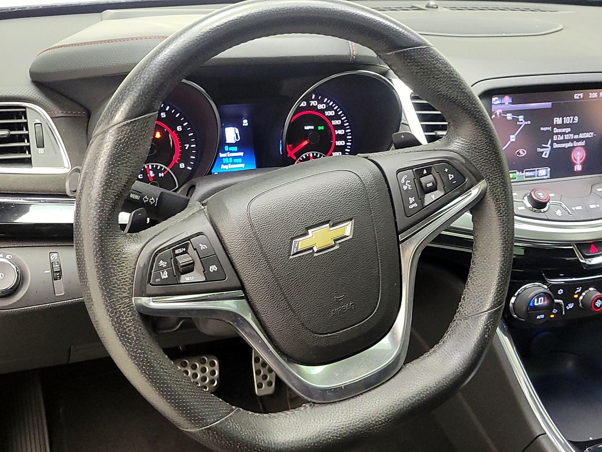 Thumbnail: 2015 Chevrolet  - 10