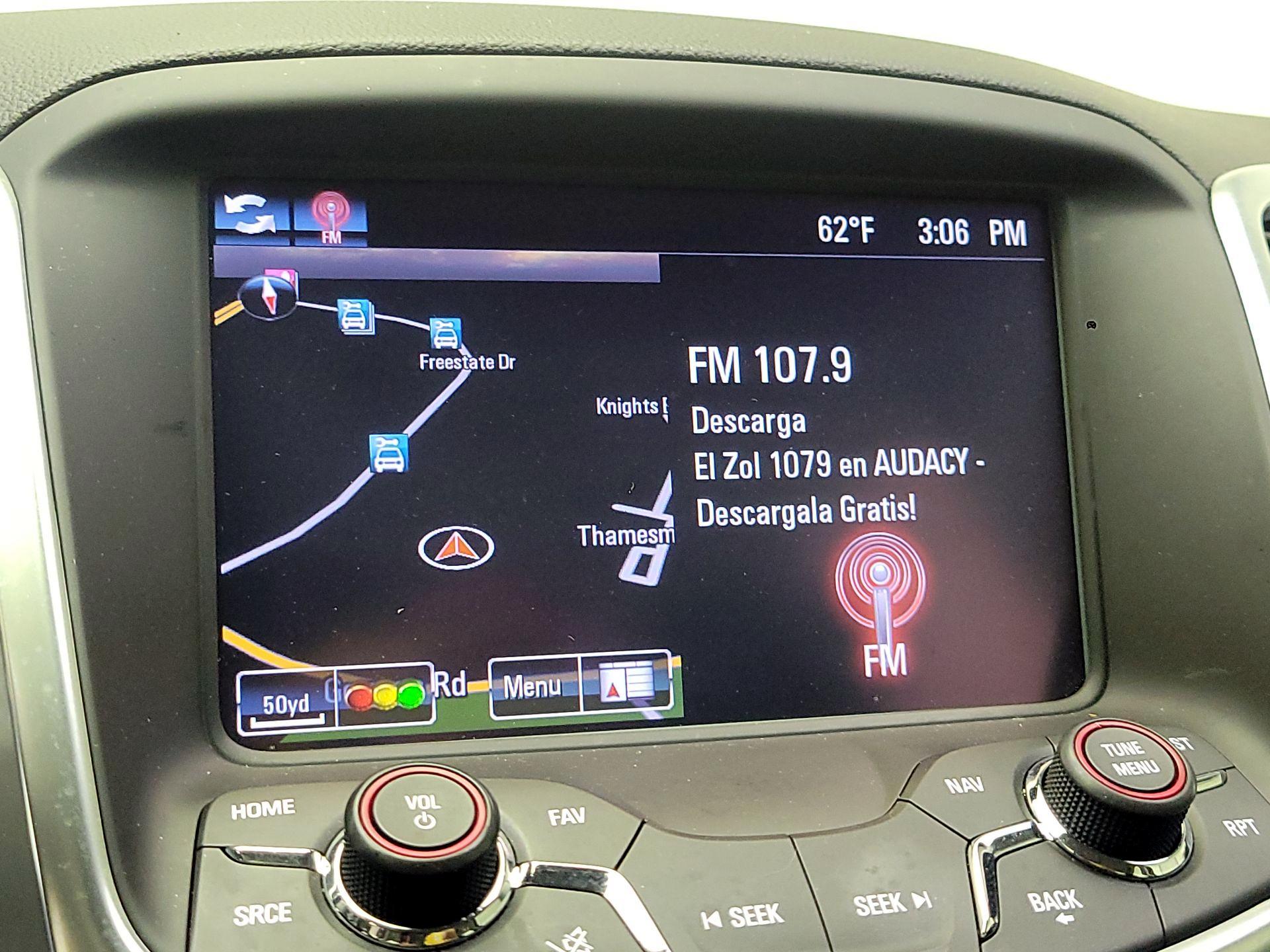 Thumbnail: 2015 Chevrolet  - 14