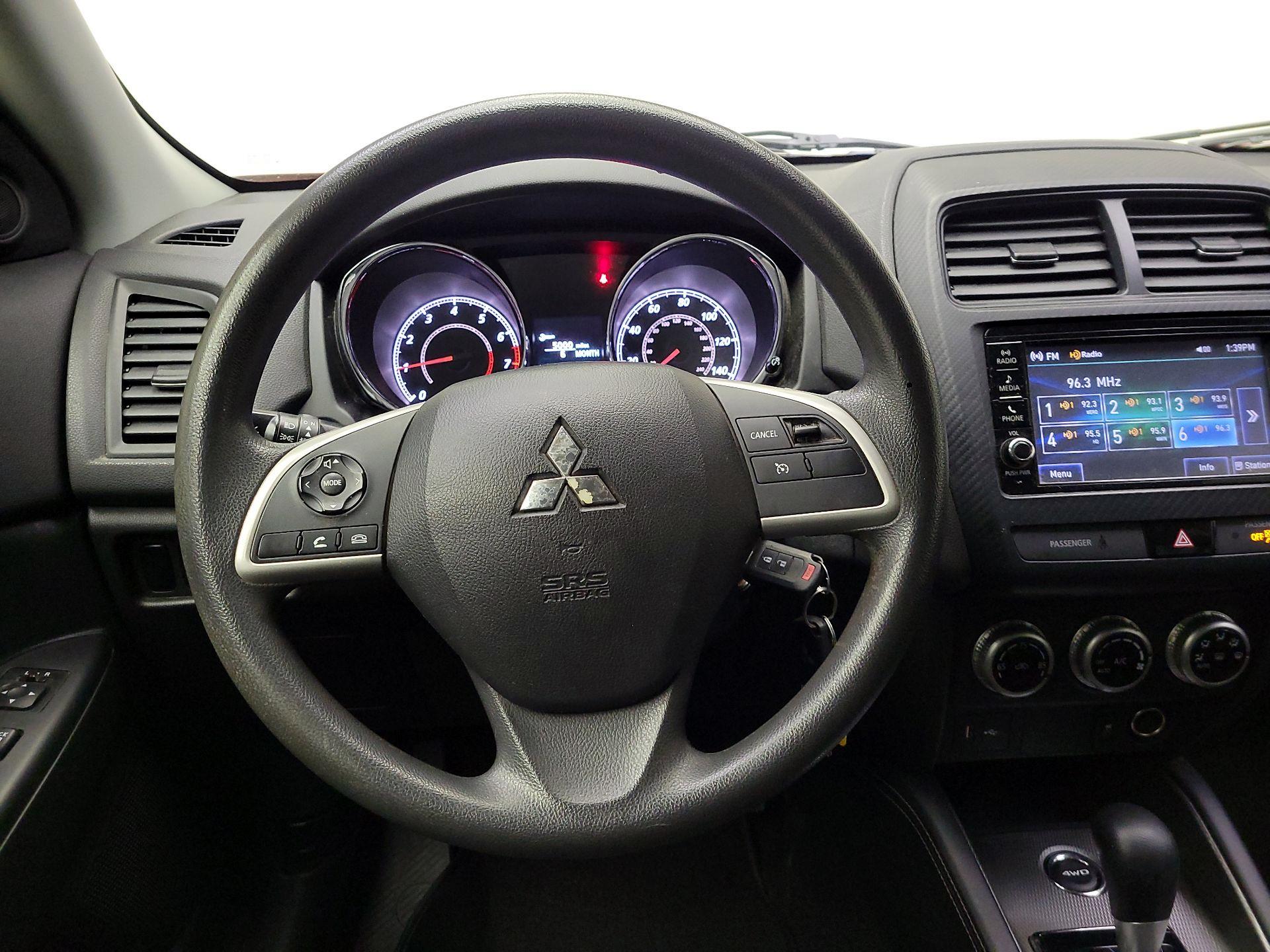 Thumbnail: 2020 Mitsubishi Outlander Sport - 10