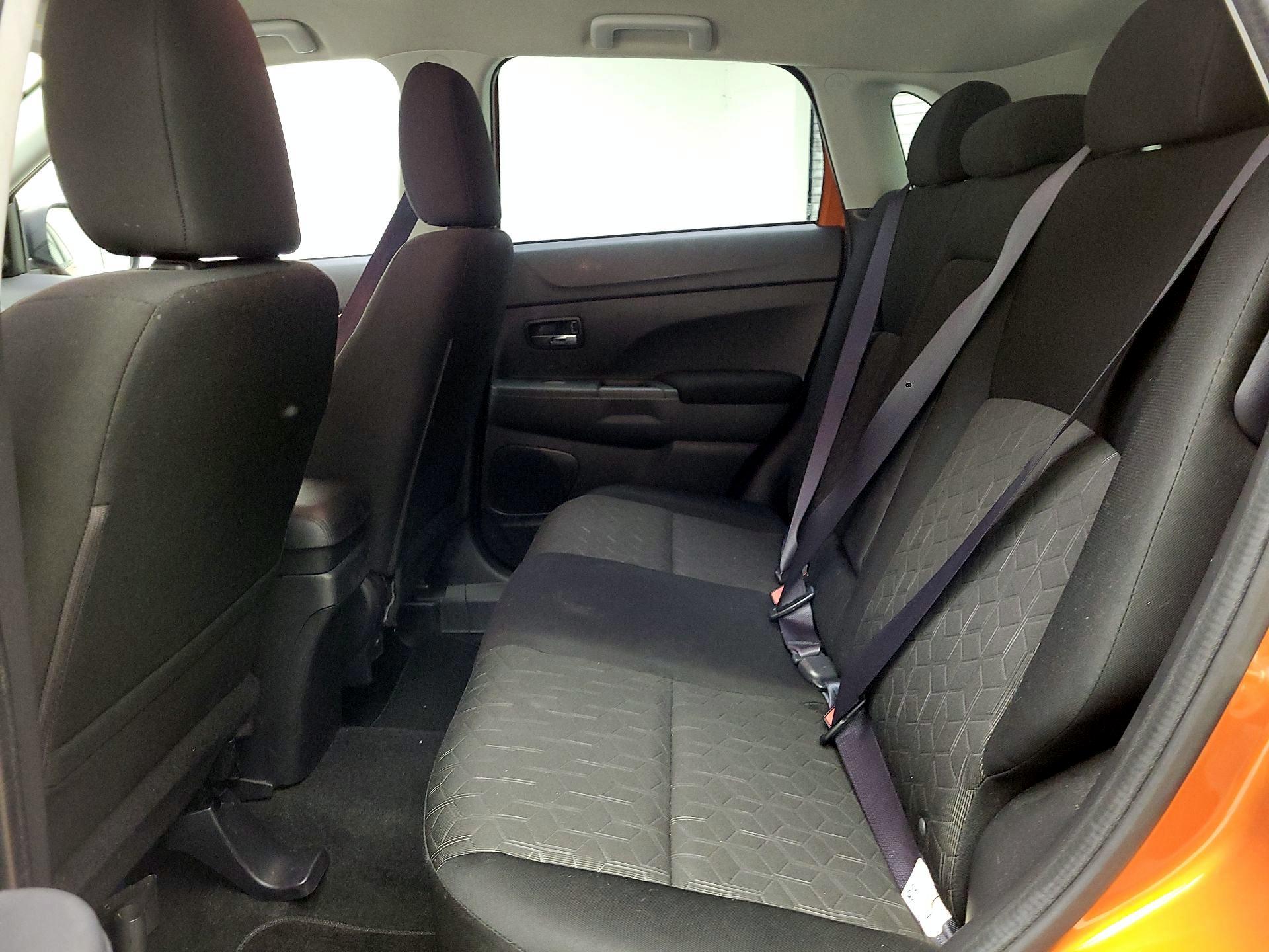 Thumbnail: 2020 Mitsubishi Outlander Sport - 19