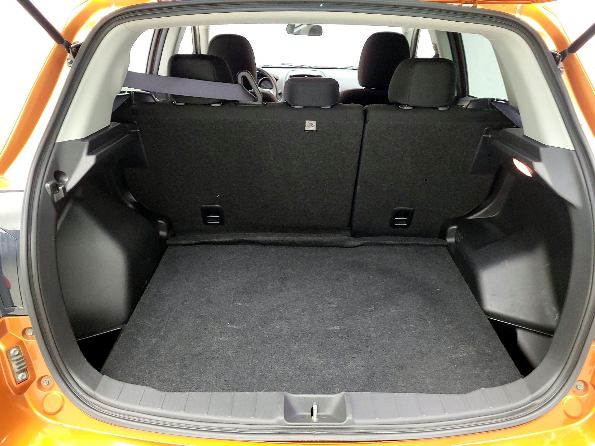 Thumbnail: 2020 Mitsubishi Outlander Sport - 20