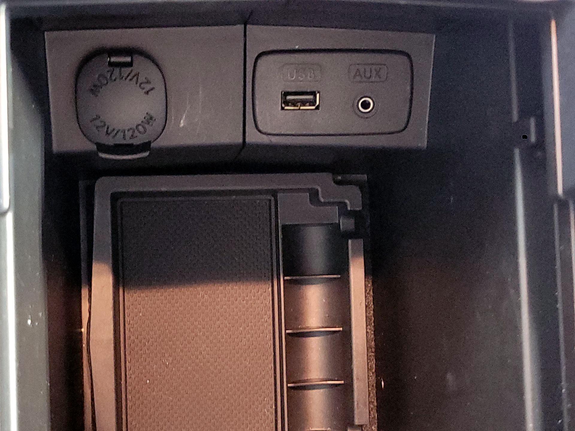 Thumbnail: 2015 Subaru Forester - 18