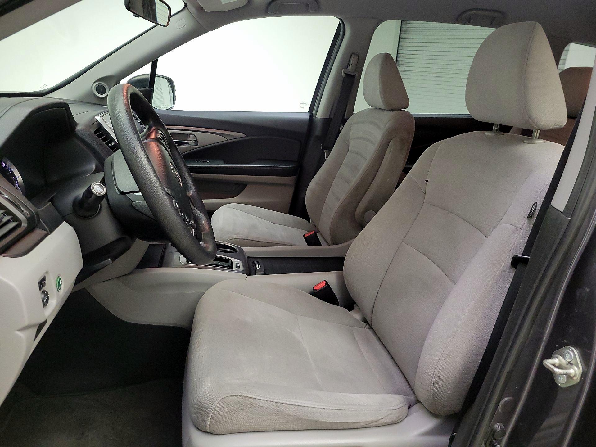 Thumbnail: 2018 Honda Pilot - 11