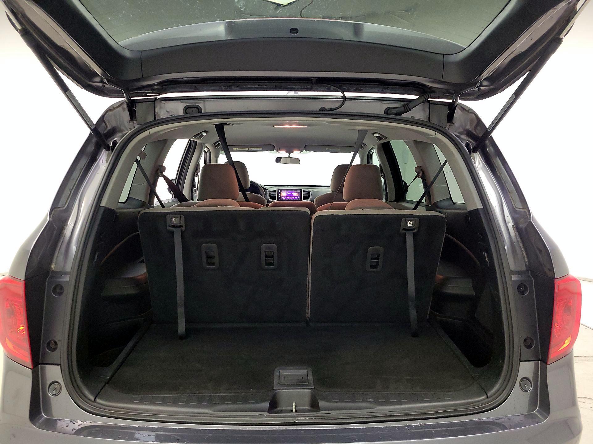 Thumbnail: 2018 Honda Pilot - 20