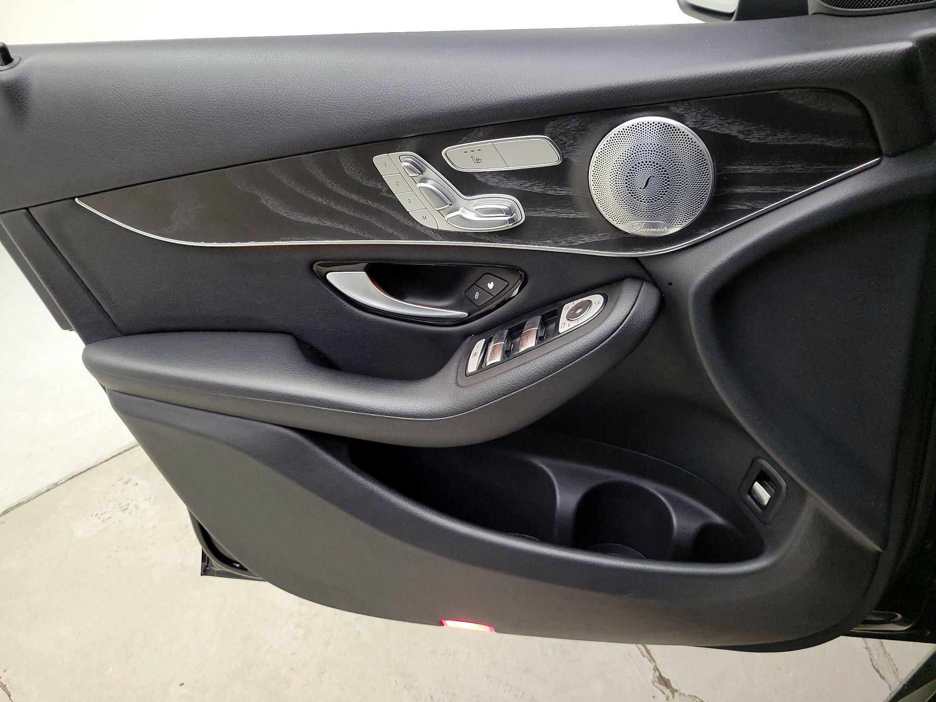 Thumbnail: 2017 Mercedes-Benz GLC - 12