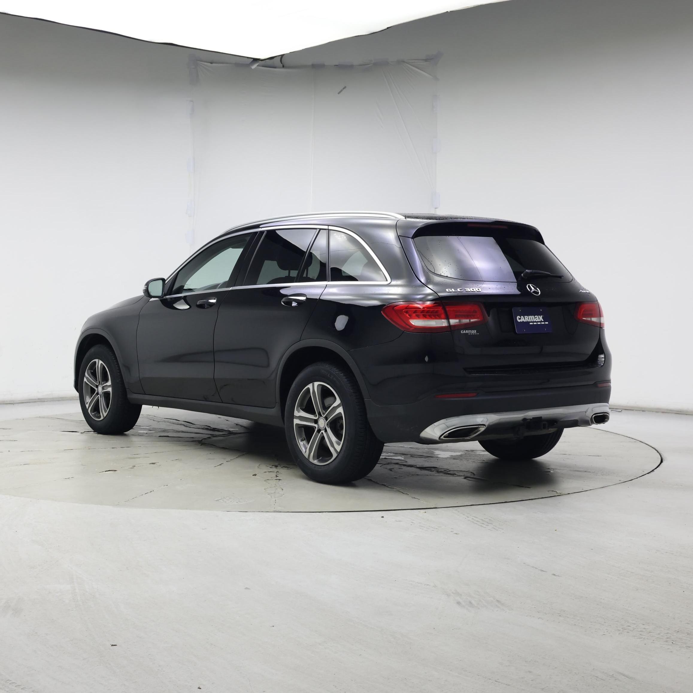 Thumbnail: 2017 Mercedes-Benz GLC - 2