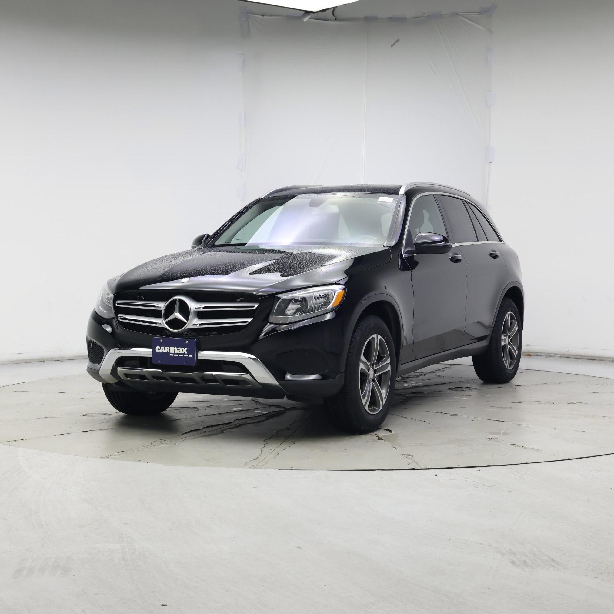 Thumbnail: 2017 Mercedes-Benz GLC - 4