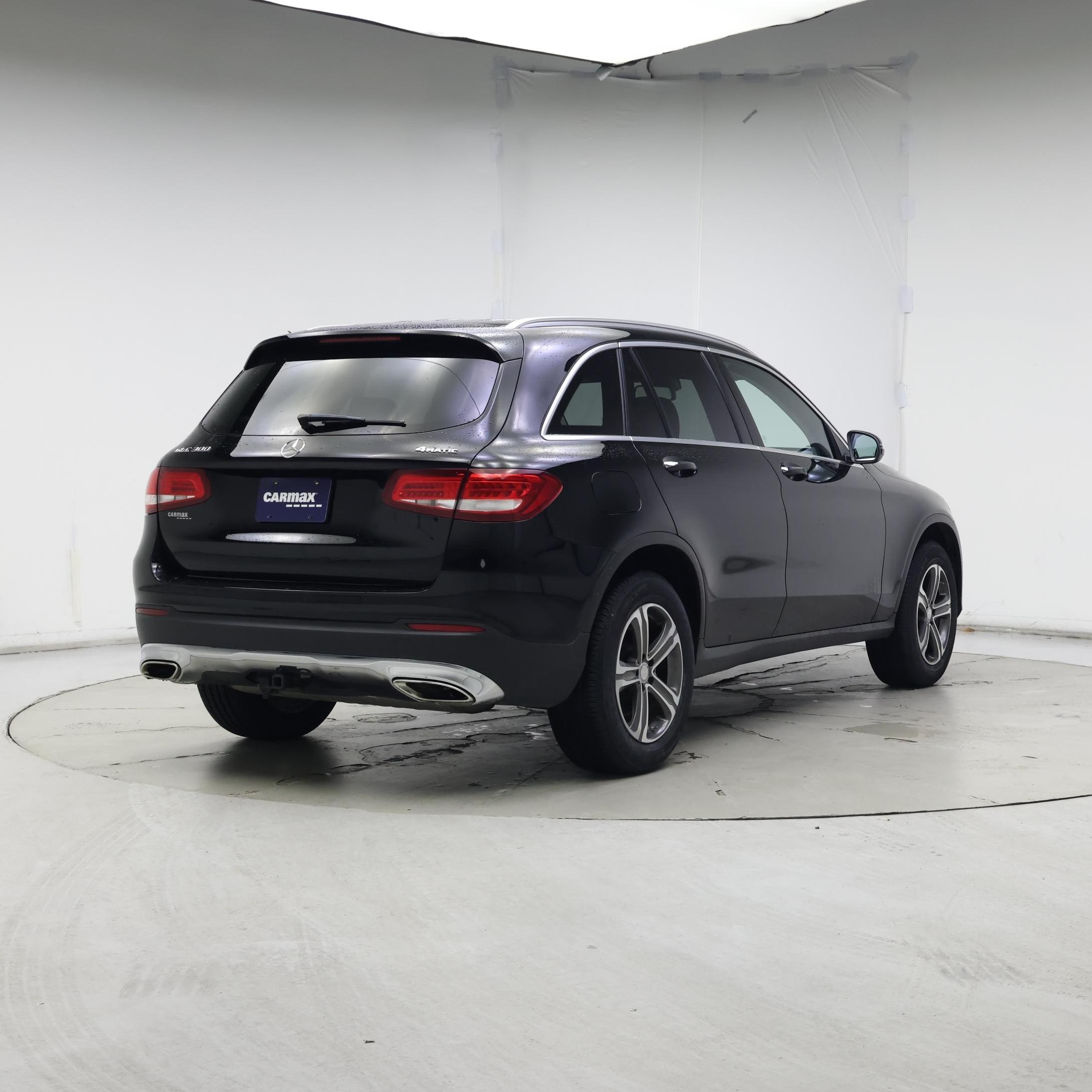 Thumbnail: 2017 Mercedes-Benz GLC - 8