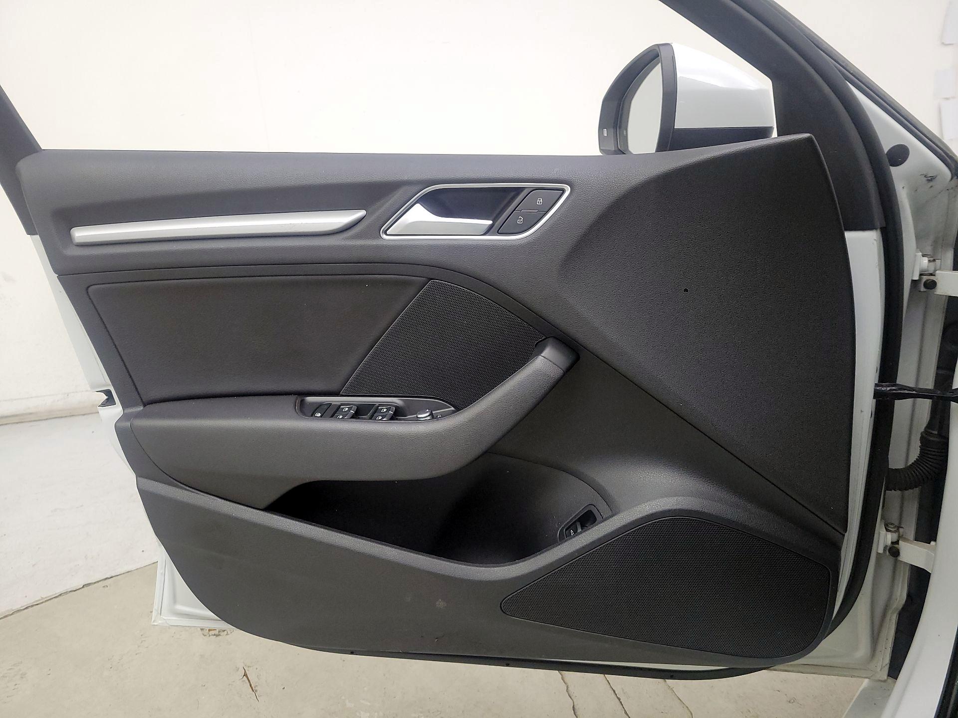 Thumbnail: 2016 Audi A3 - 12