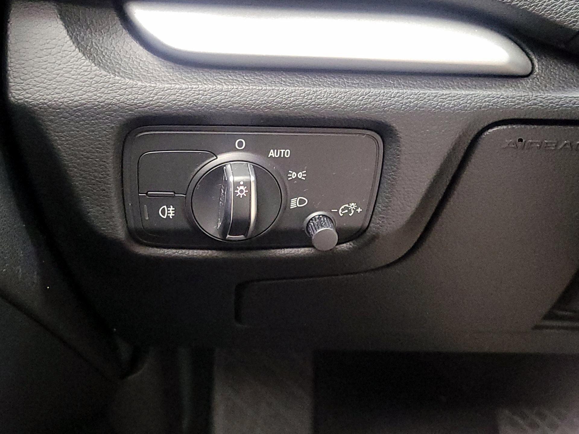 Thumbnail: 2016 Audi A3 - 13