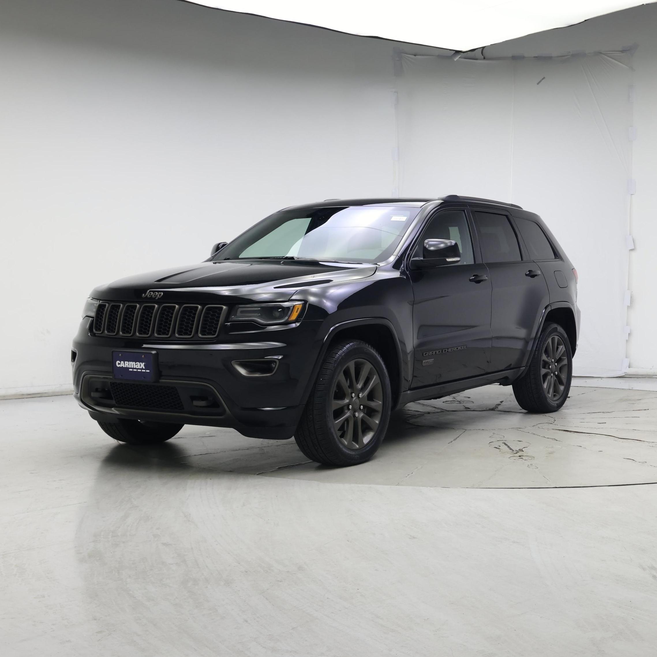Thumbnail: 2016 Jeep Grand Cherokee - 4