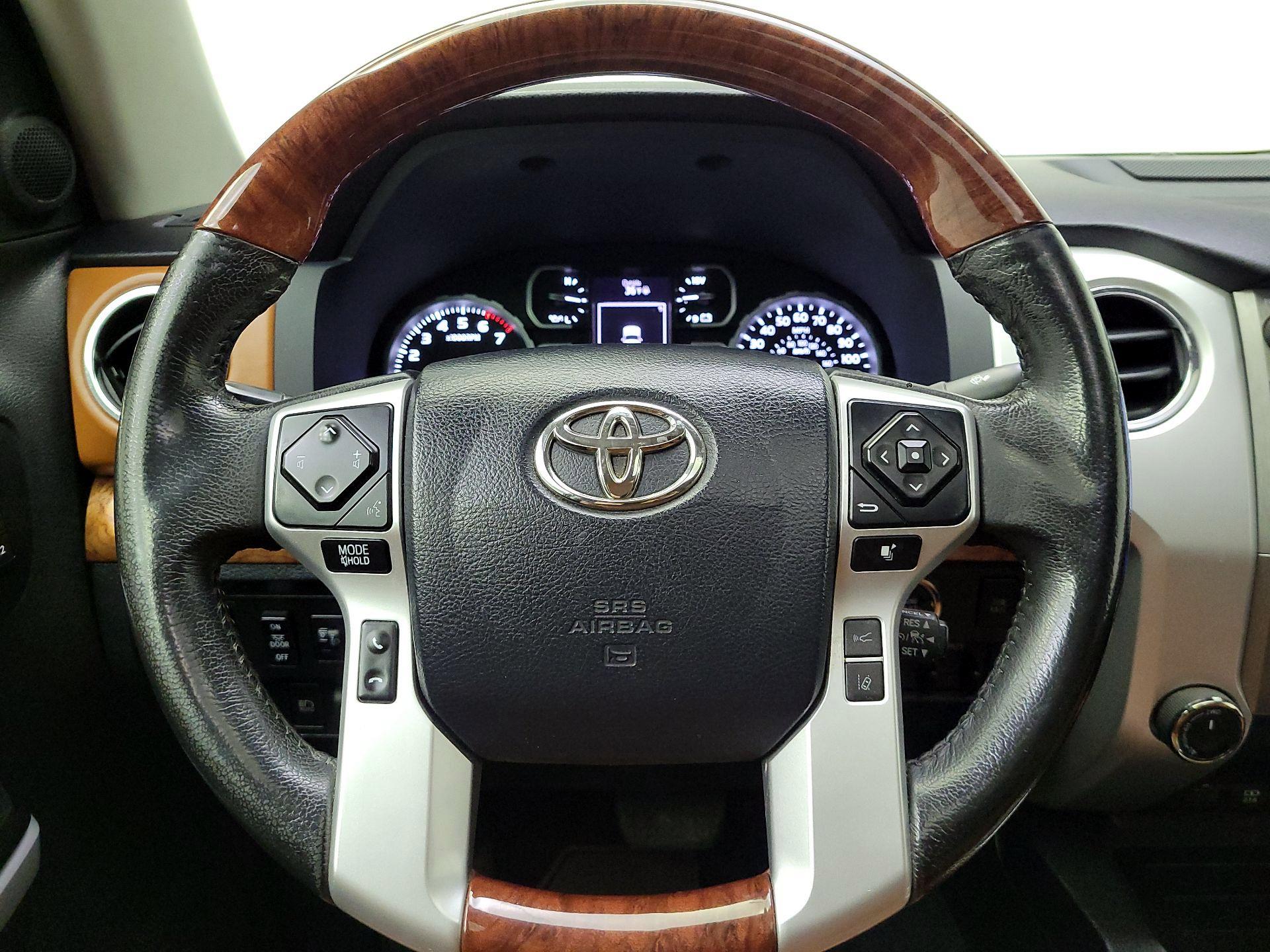 Thumbnail: 2020 Toyota Tundra - 10